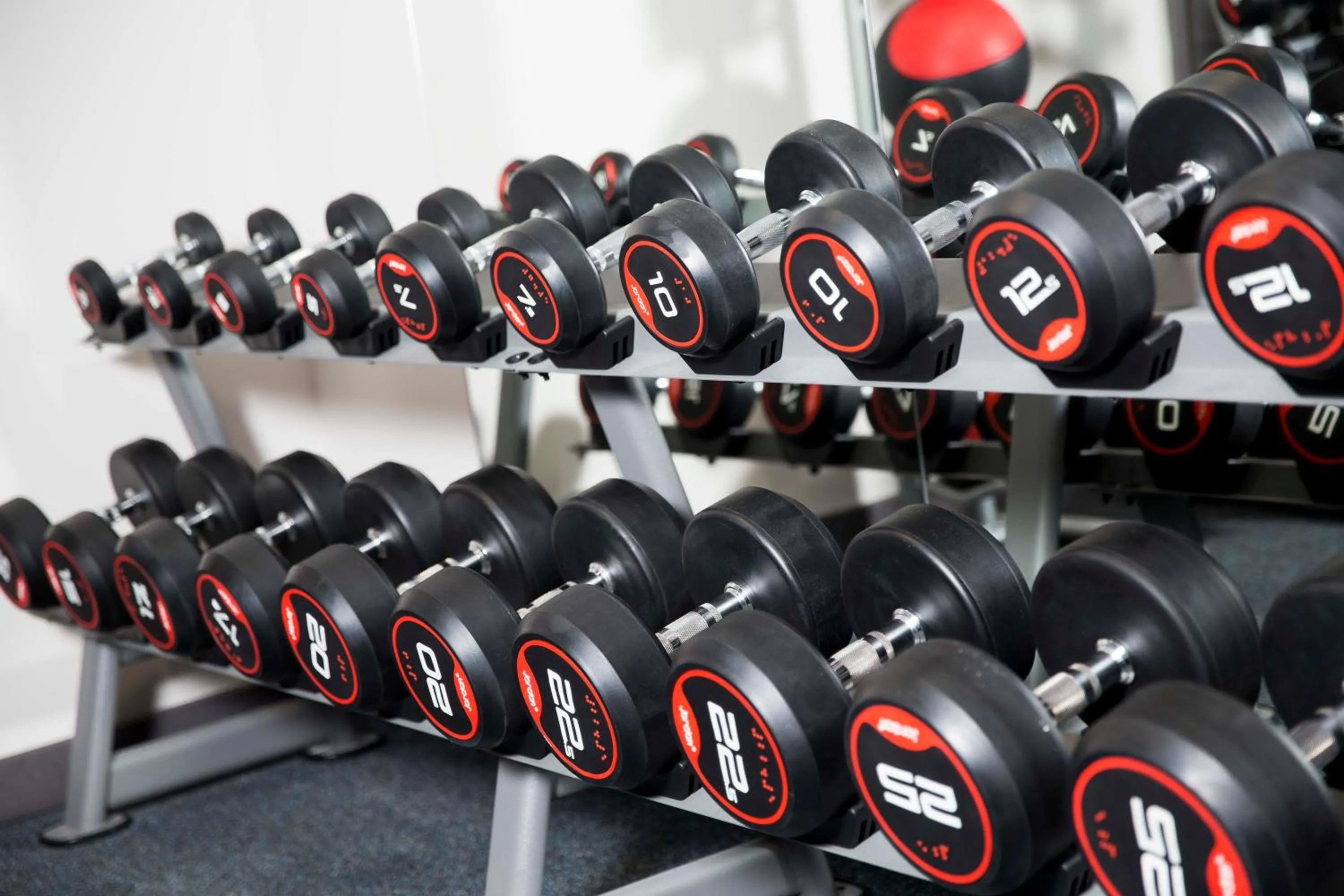 Spa and wellness centre/facilities in Crowne Plaza Basingstoke by IHG