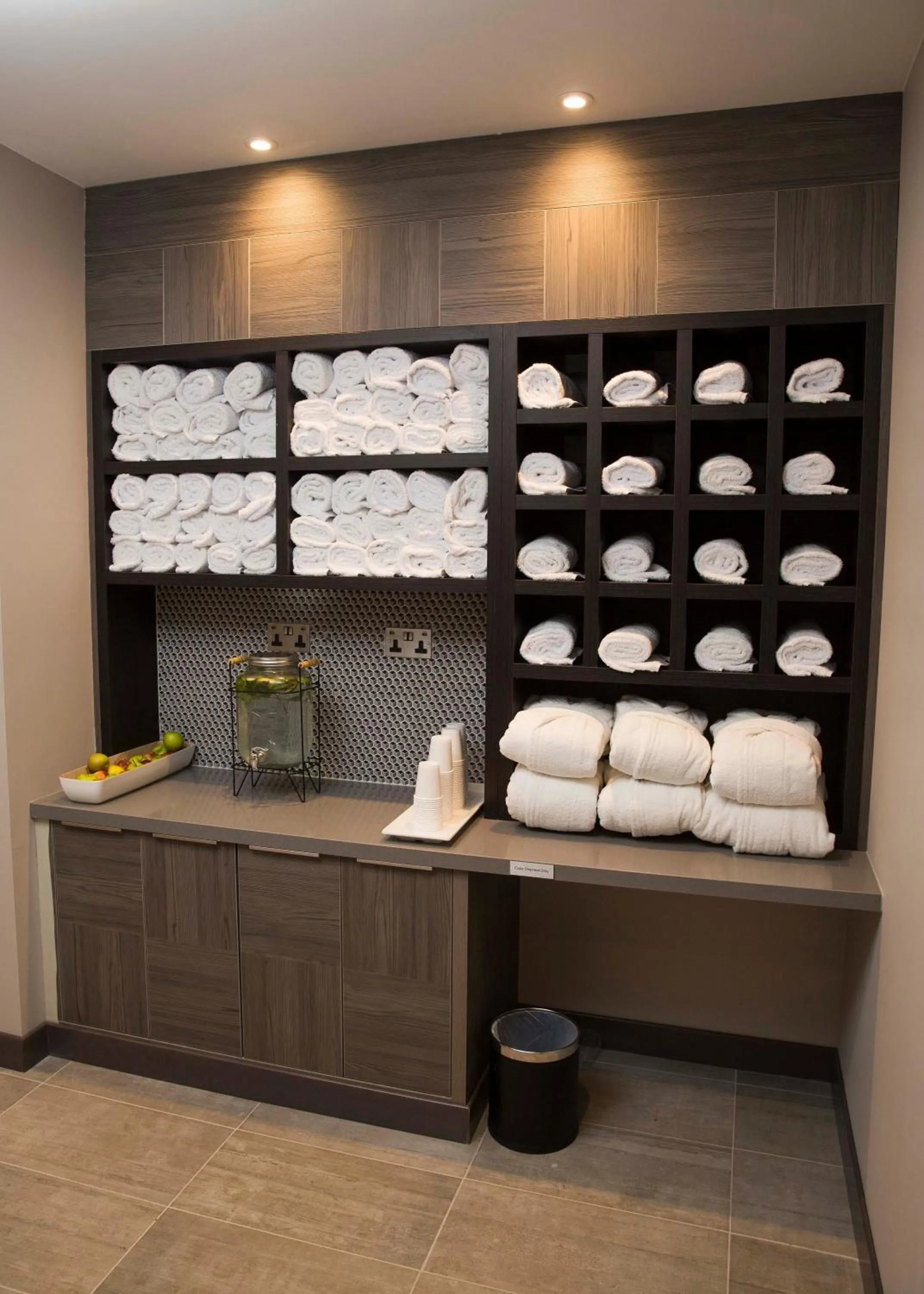 Spa and wellness centre/facilities in Crowne Plaza Basingstoke by IHG