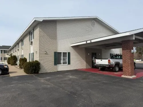 Hotel Iron Mountain Inn & Suites
