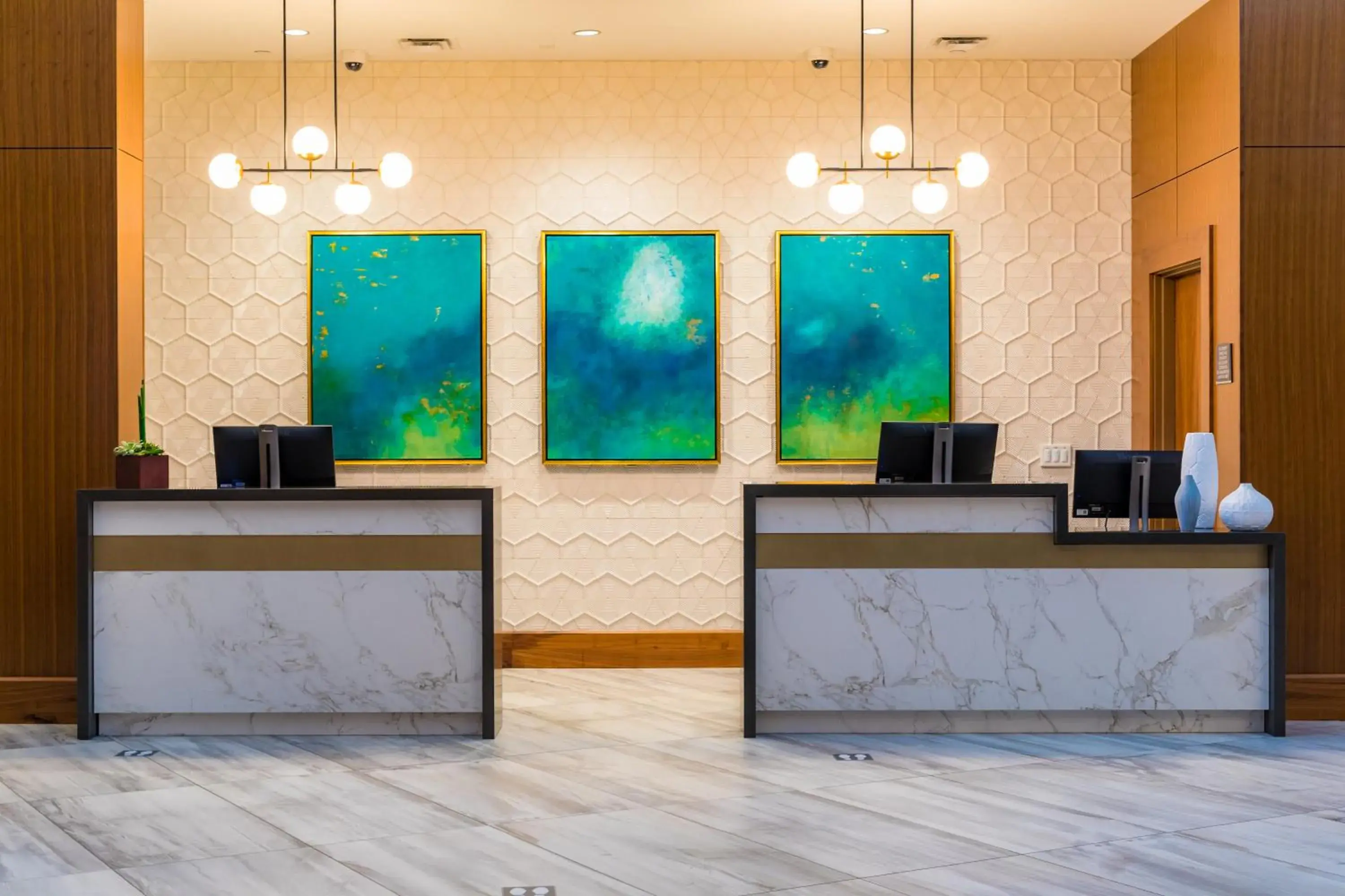 Lobby or reception in Crowne Plaza Lansing by IHG Lobby or reception in Crowne Plaza Lansing by IHG