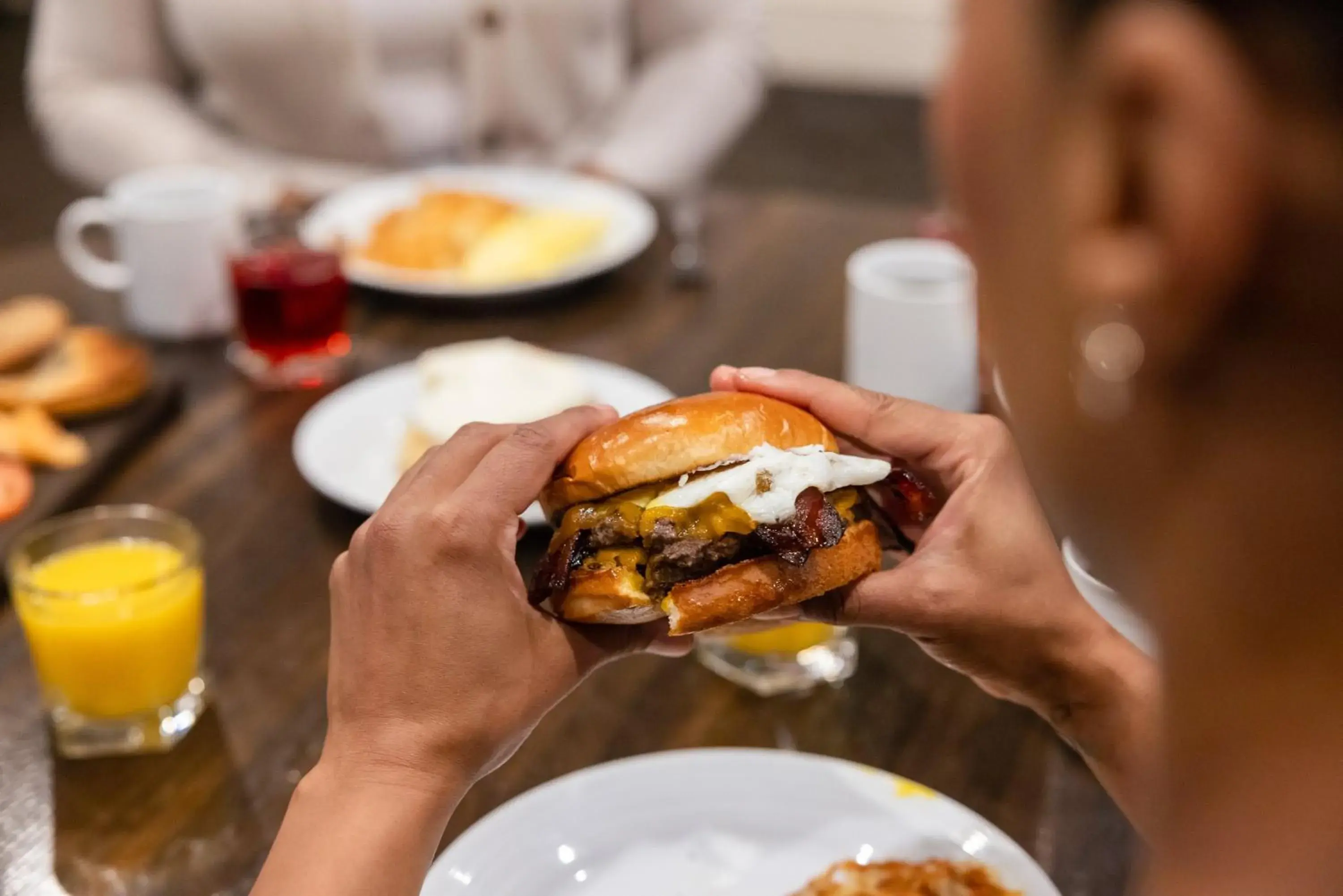 Restaurant/places to eat in Crowne Plaza Lansing by IHG Restaurant/places to eat in Crowne Plaza Lansing by IHG