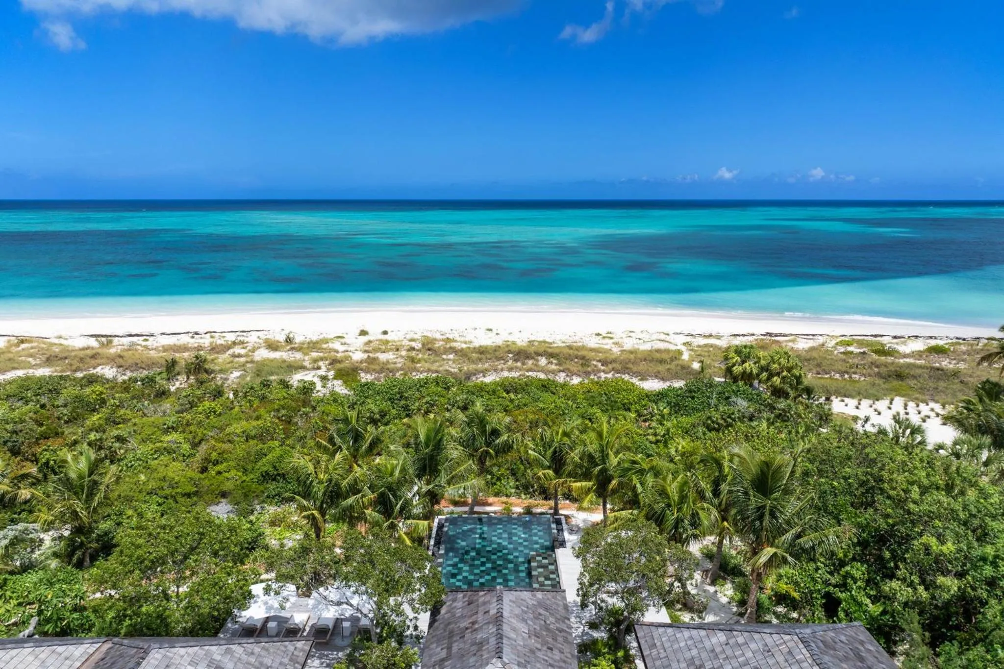 Swimming pool in COMO Parrot Cay