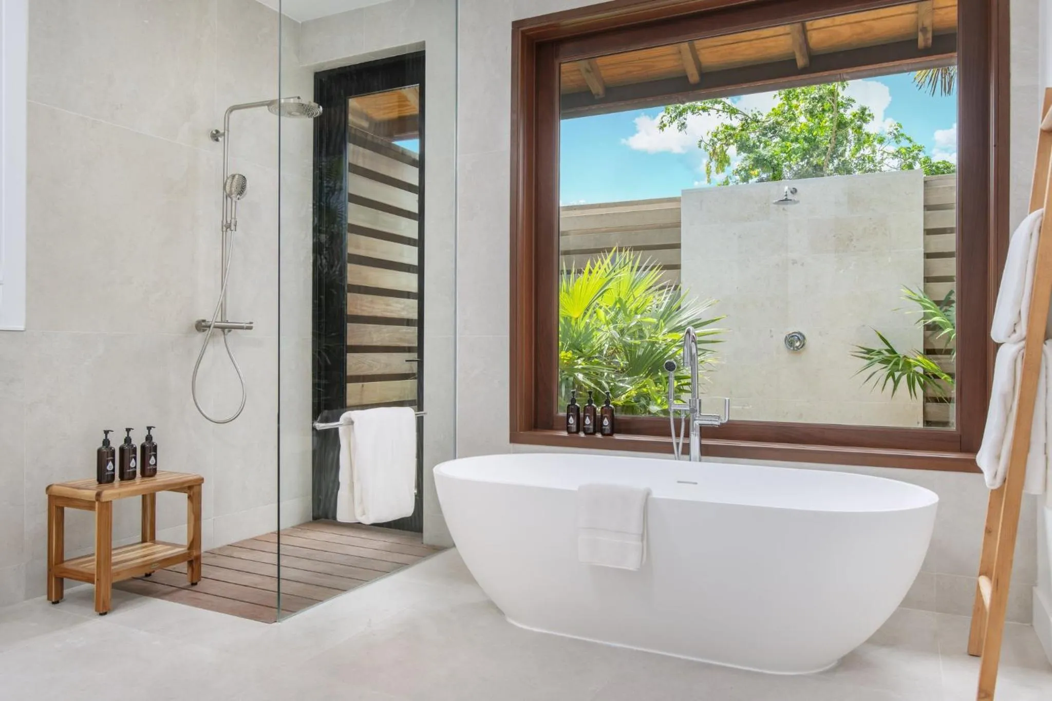 Photo of the whole room in COMO Parrot Cay