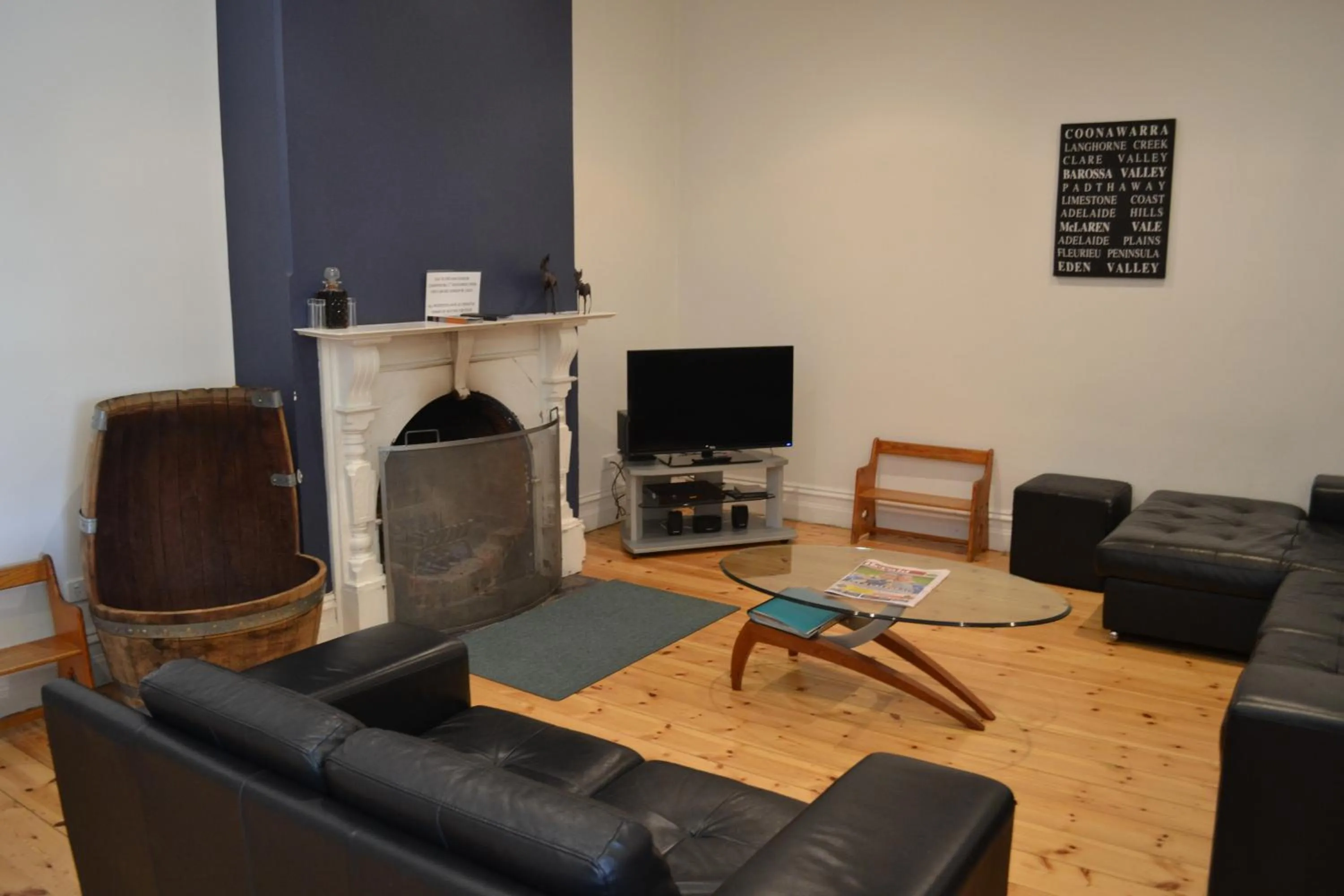Living room in Tin House in Tanunda