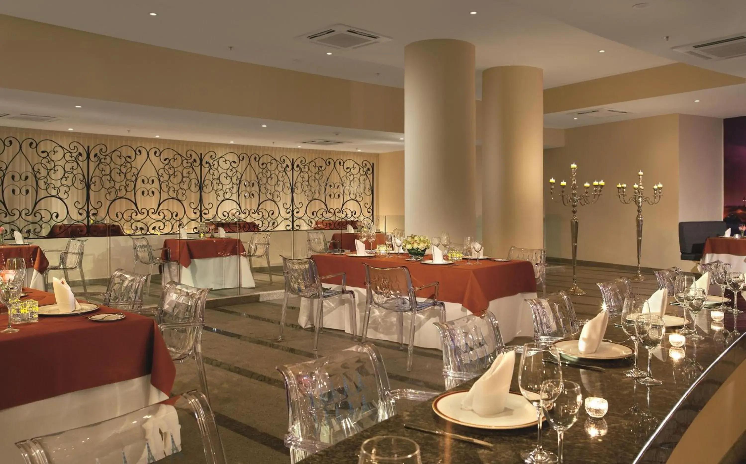 Restaurant/places to eat in Secrets Huatulco Resort & Spa Restaurant/places to eat in Secrets Huatulco Resort & Spa