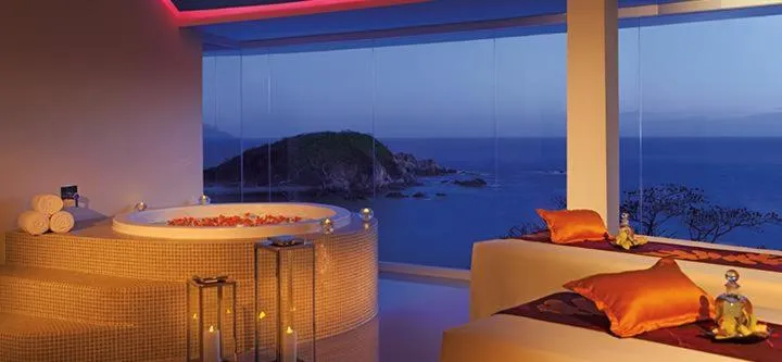 Spa and wellness centre/facilities in Secrets Huatulco Resort & Spa