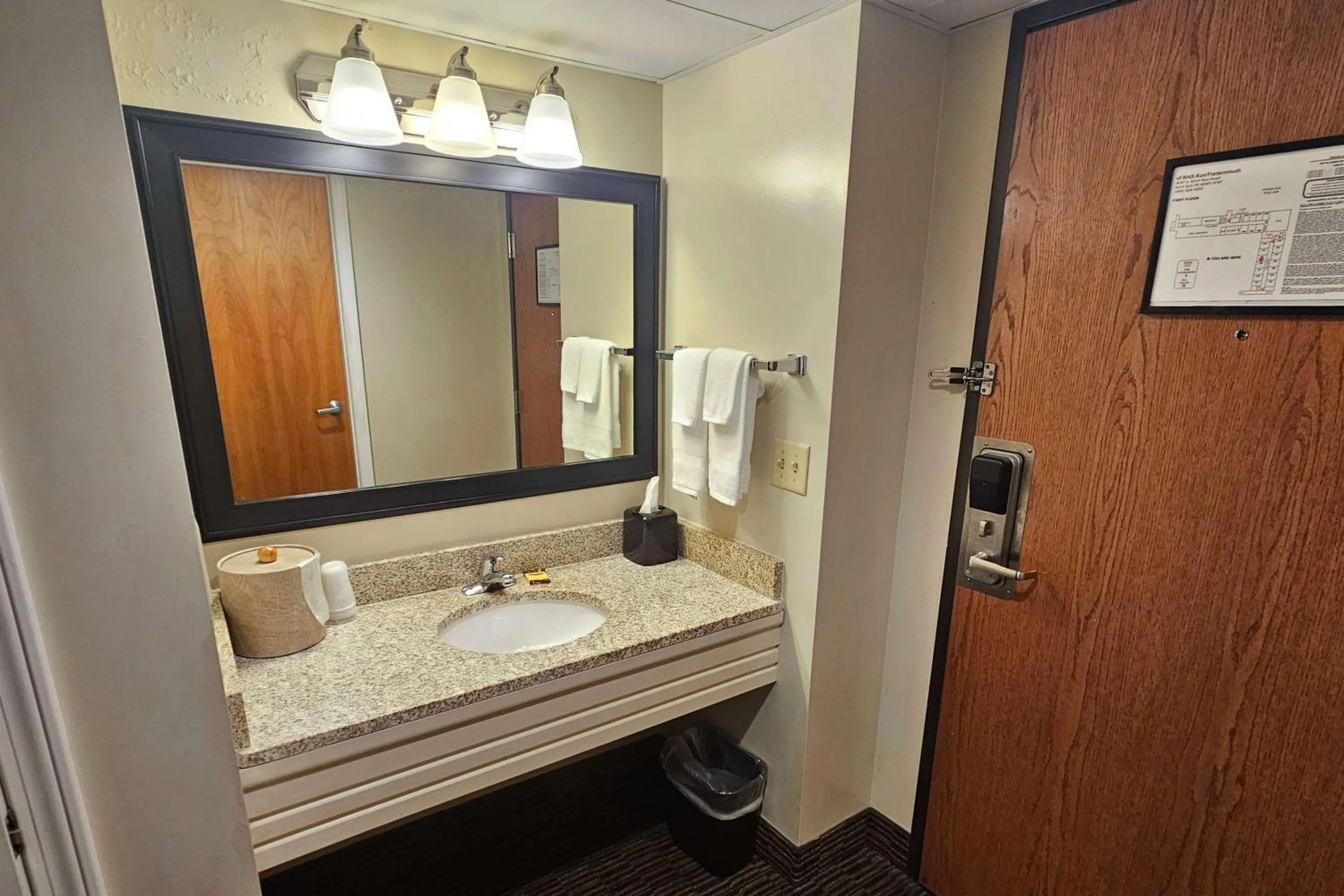 Bathroom in Americinn by Wyndham Birch Run - Frankenmuth