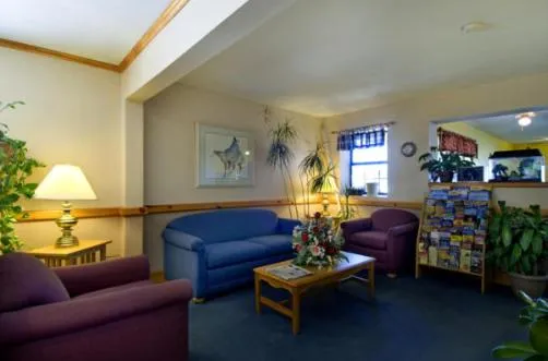 Lobby or reception, Seating Area in Americas Best Value Inn - Garden City