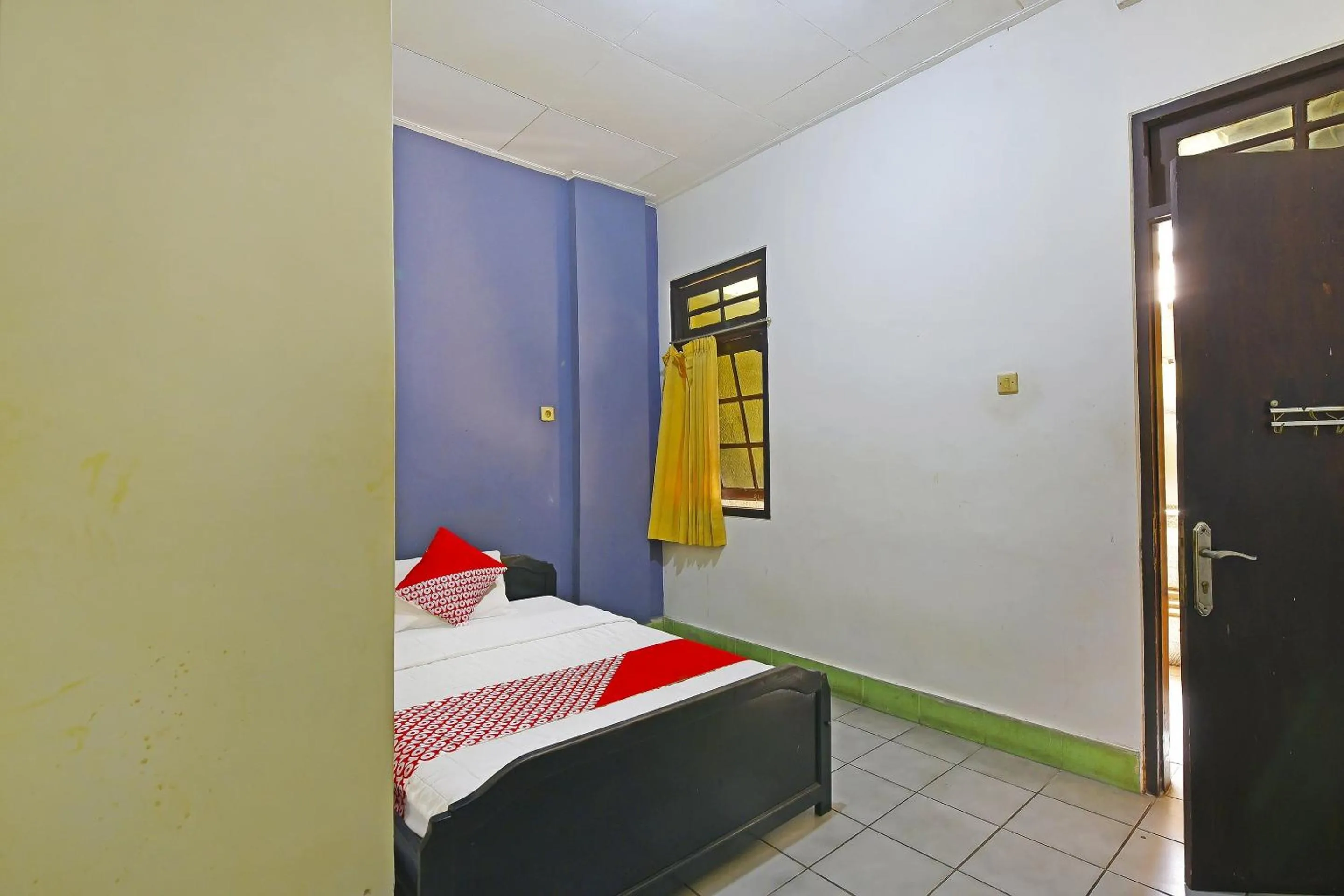 Bedroom in OYO 3244 Grand Chandra Hotel