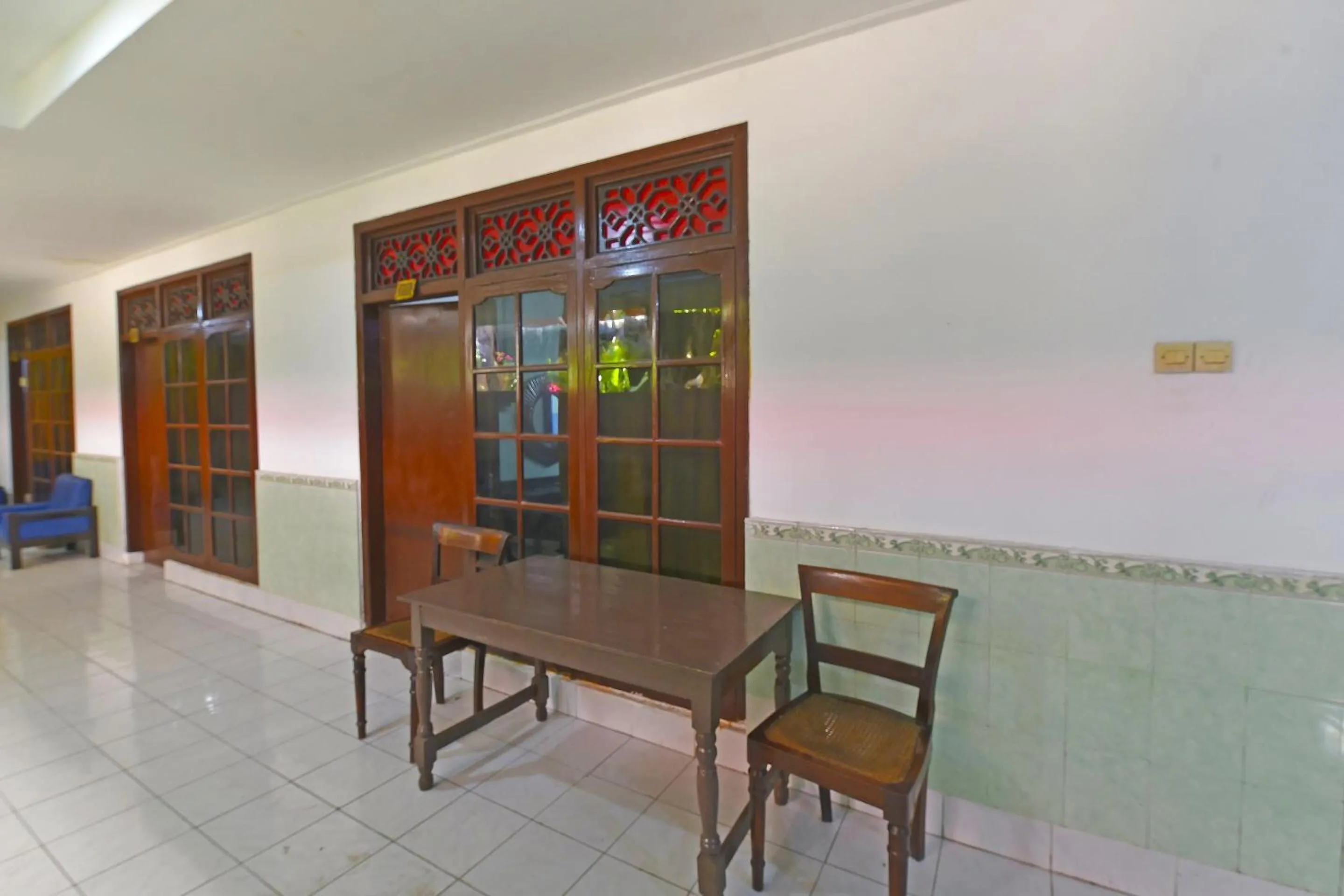 Bedroom in OYO 3244 Grand Chandra Hotel