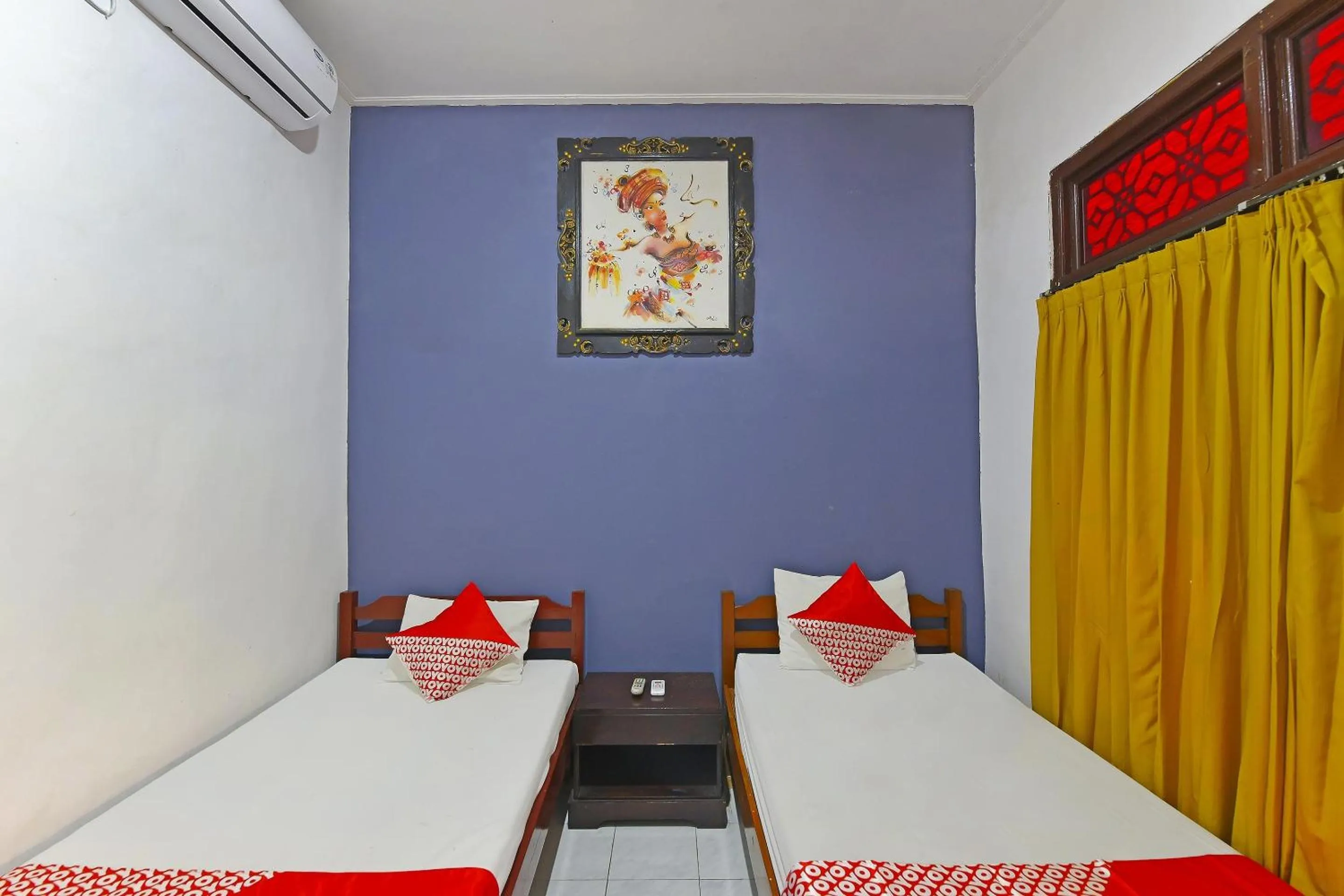 Bedroom in OYO 3244 Grand Chandra Hotel