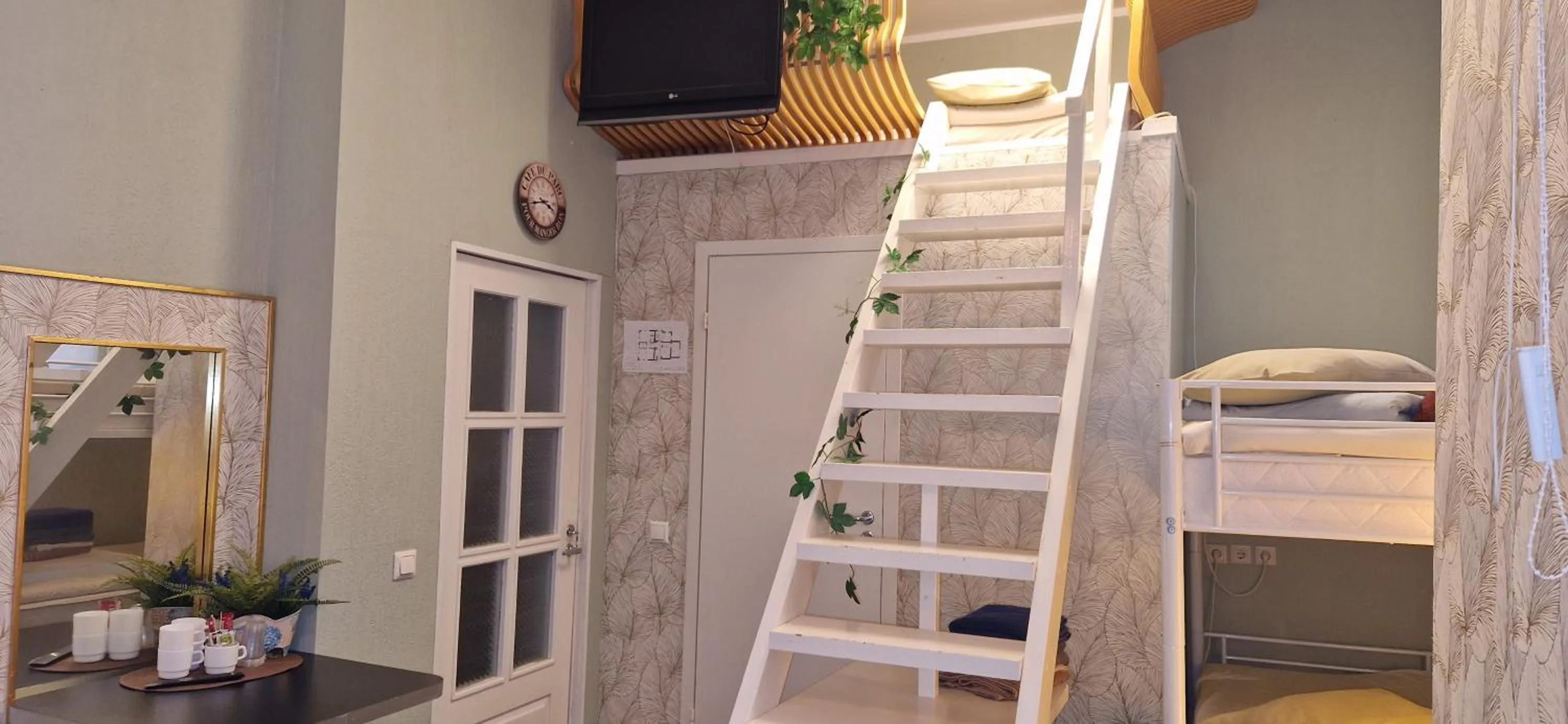 Bed in Freedom65 Hostel and Caravan