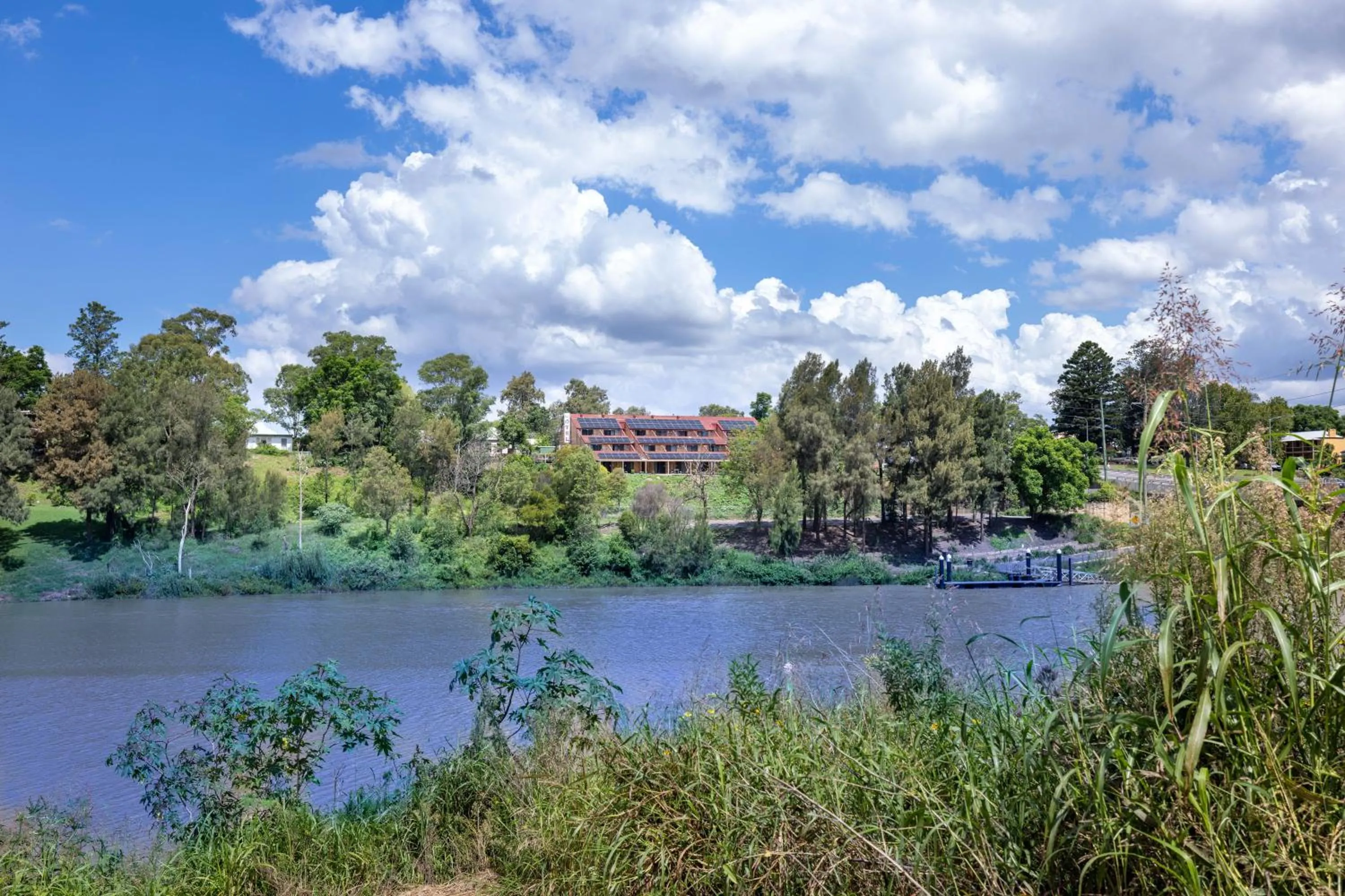 Windsor River View Inn