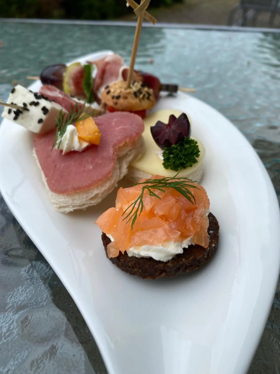 Restaurant/places to eat in Waldhotel