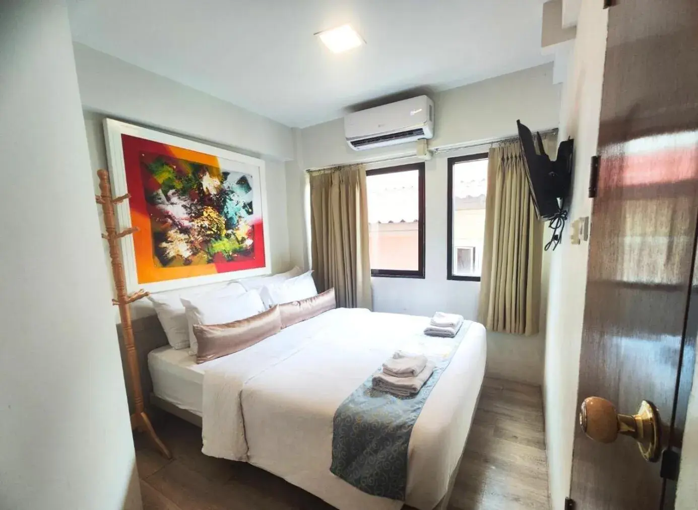 View (from property/room), Bed in Sawasdee House View (from property/room), Bed in Sawasdee House