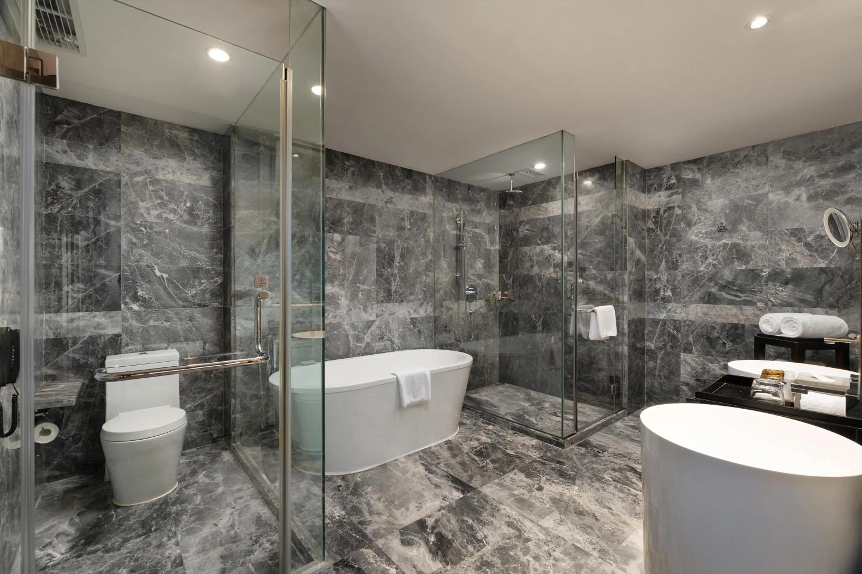 Rhombus Park Aura Chengdu Hotel