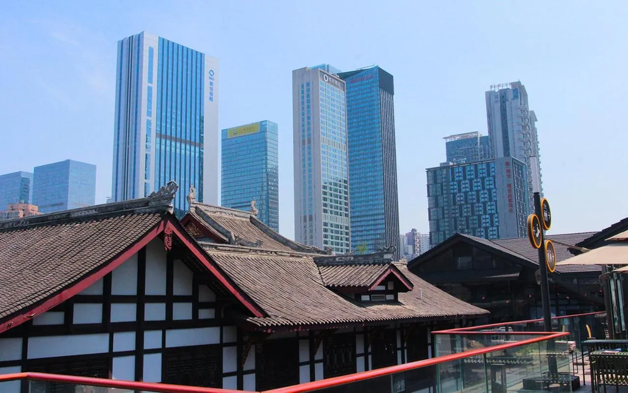 Day in Rhombus Park Aura Chengdu Hotel