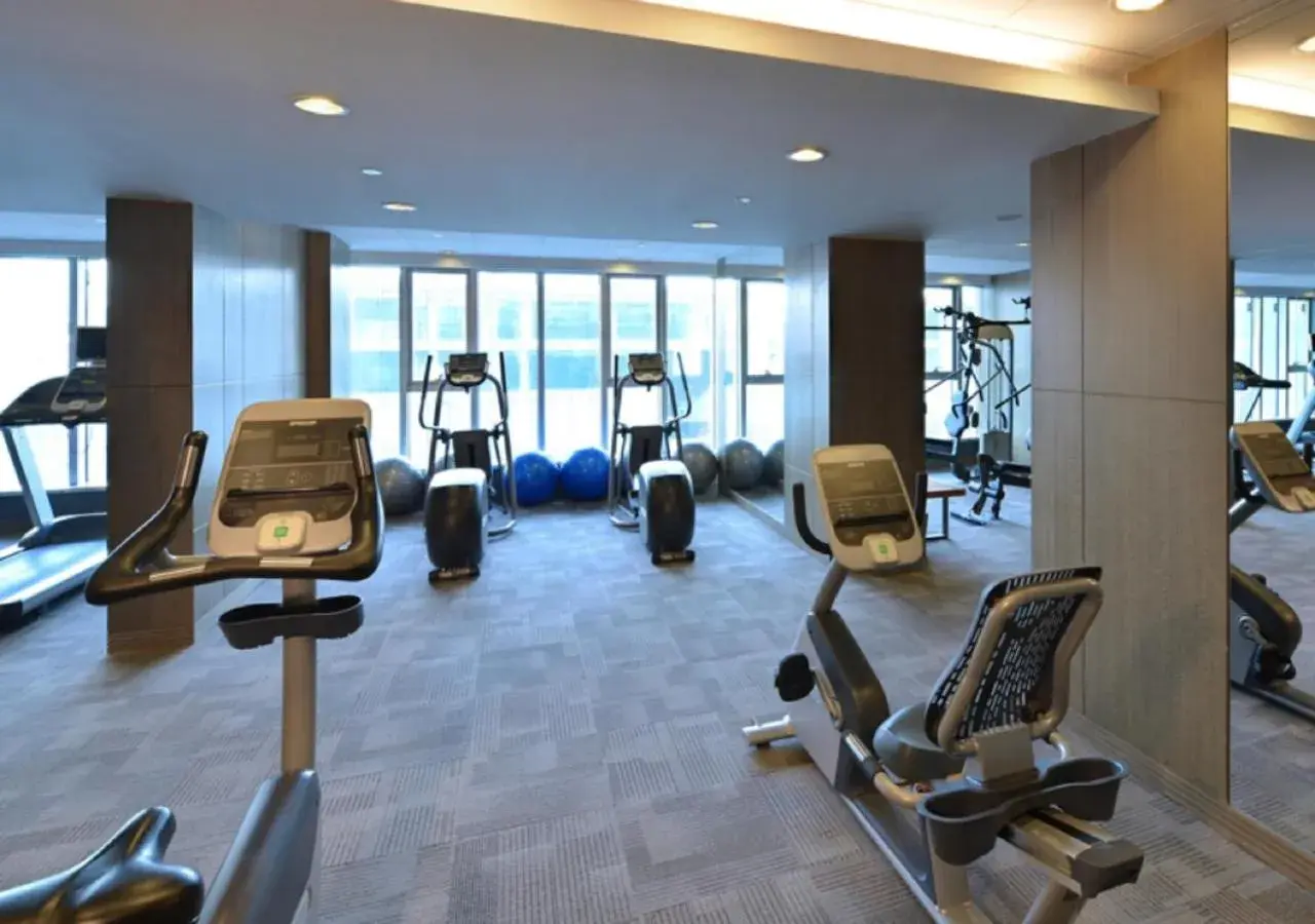 Fitness centre/facilities in Rhombus Park Aura Chengdu Hotel Fitness centre/facilities in Rhombus Park Aura Chengdu Hotel