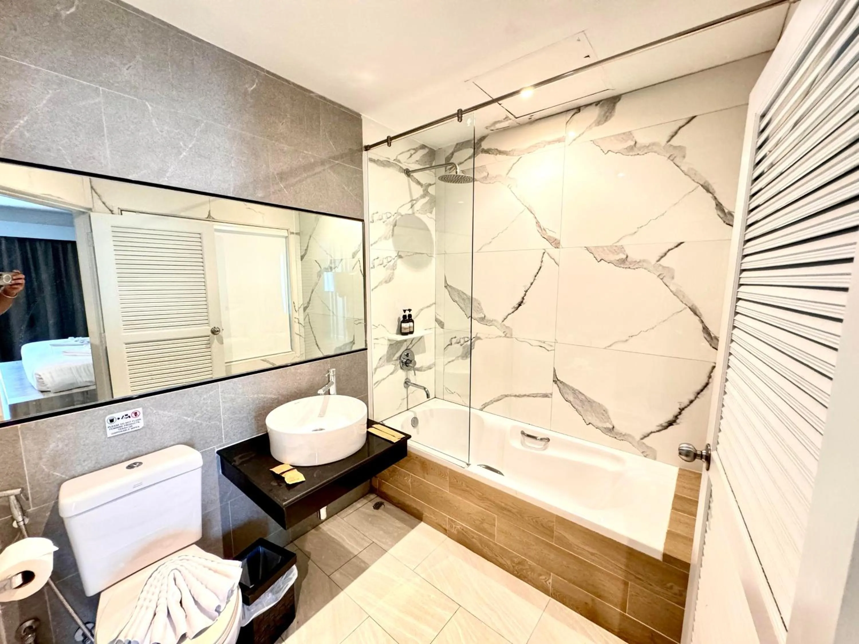 Bathroom in De Cozé Hotel