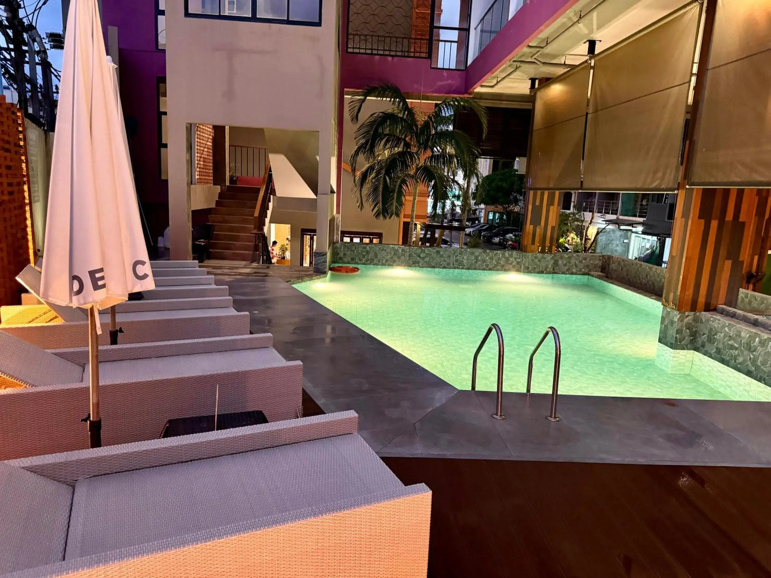 Swimming pool in De Cozé Hotel Swimming pool in De Cozé Hotel