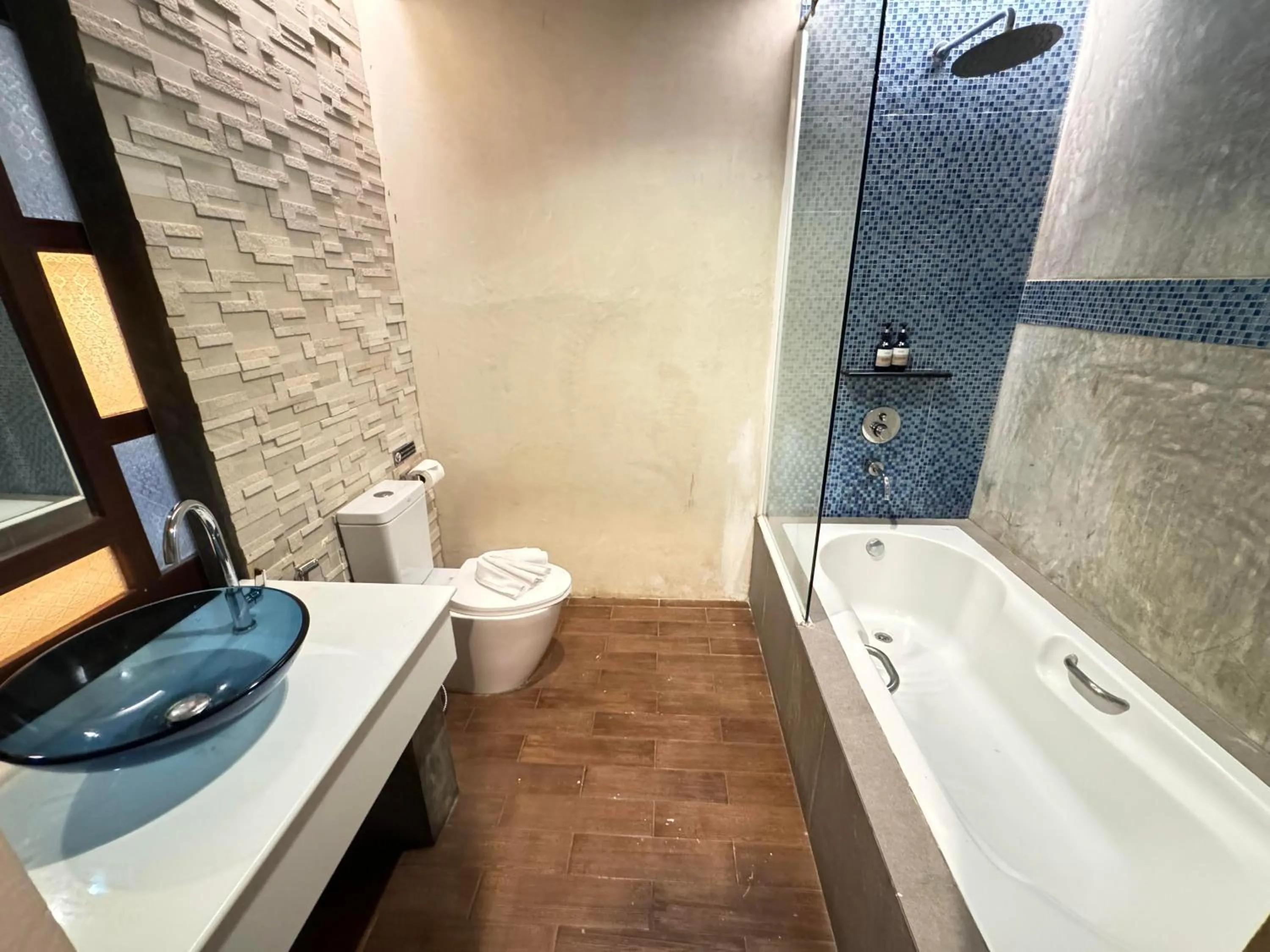 Bathroom in De Cozé Hotel