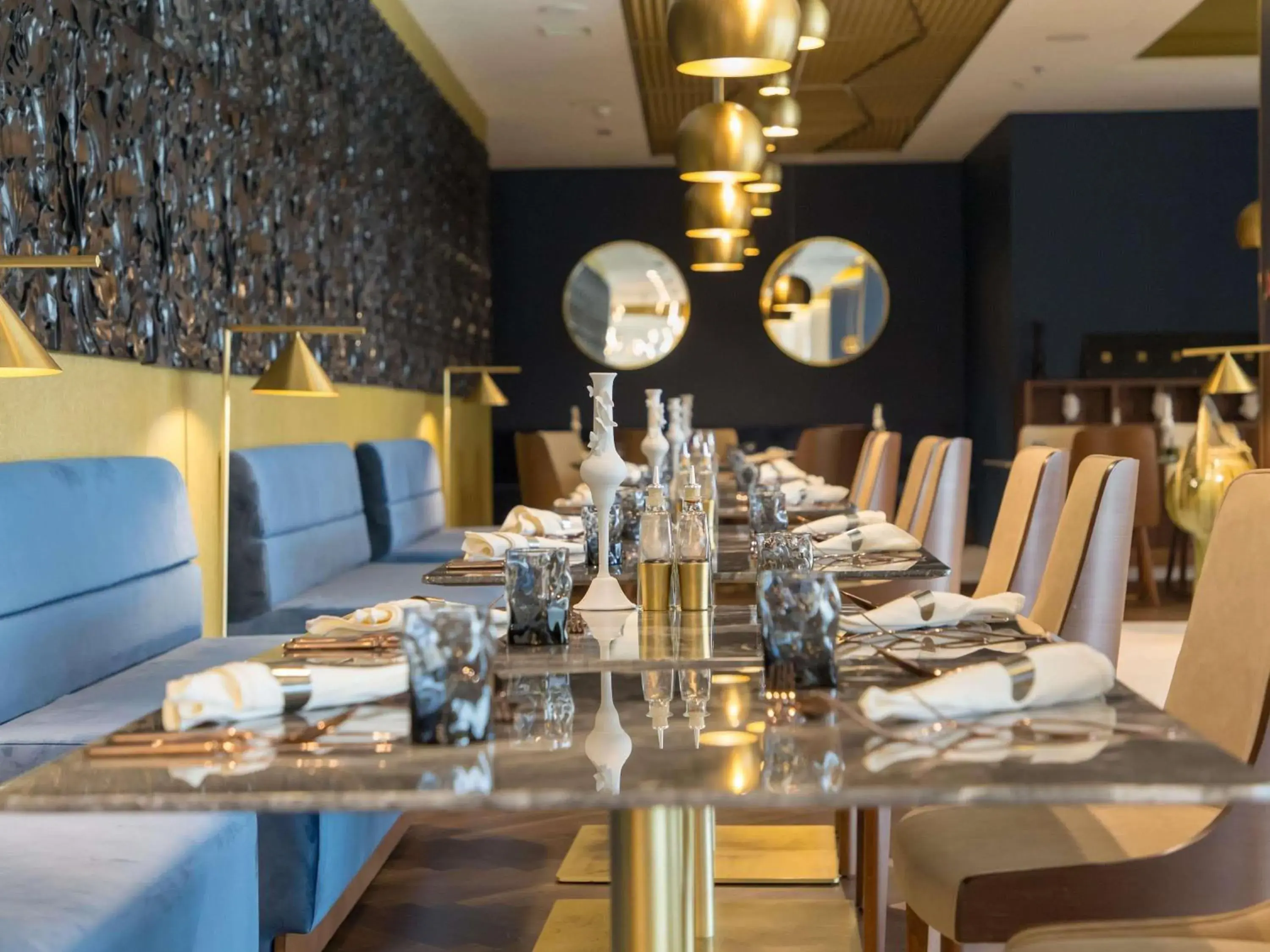 Restaurant/places to eat in Swissotel Sarajevo Restaurant/places to eat in Swissotel Sarajevo