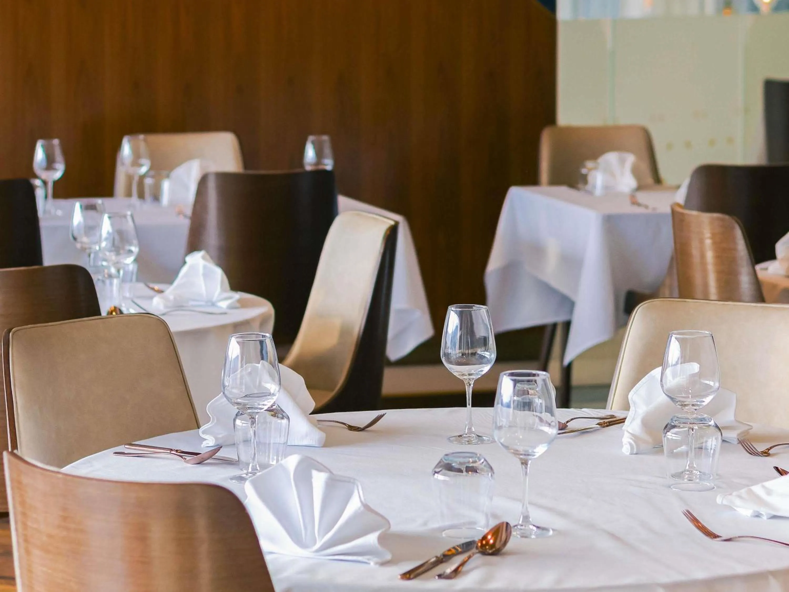 Restaurant/places to eat in Swissotel Sarajevo