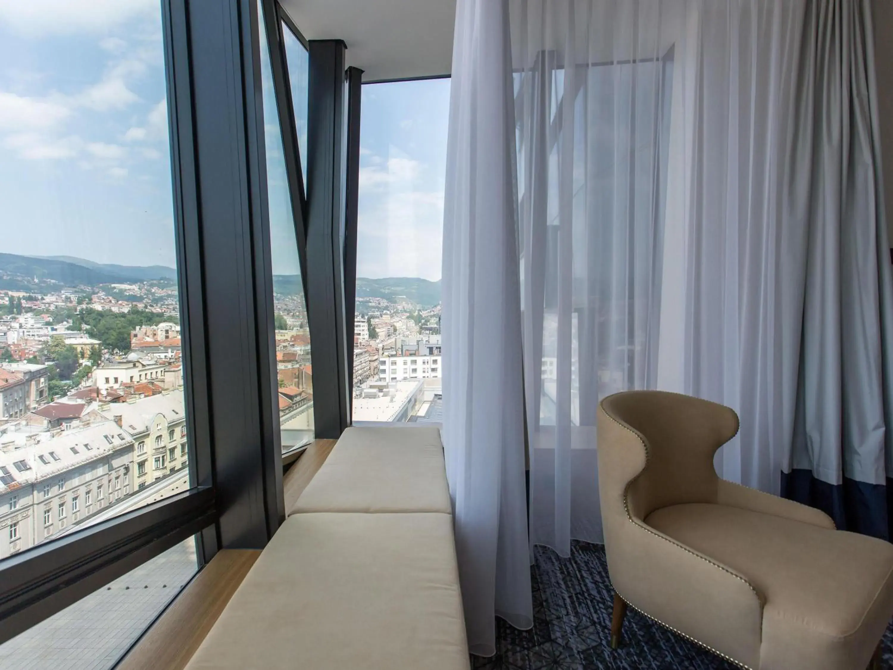 Bedroom in Swissotel Sarajevo Bedroom in Swissotel Sarajevo