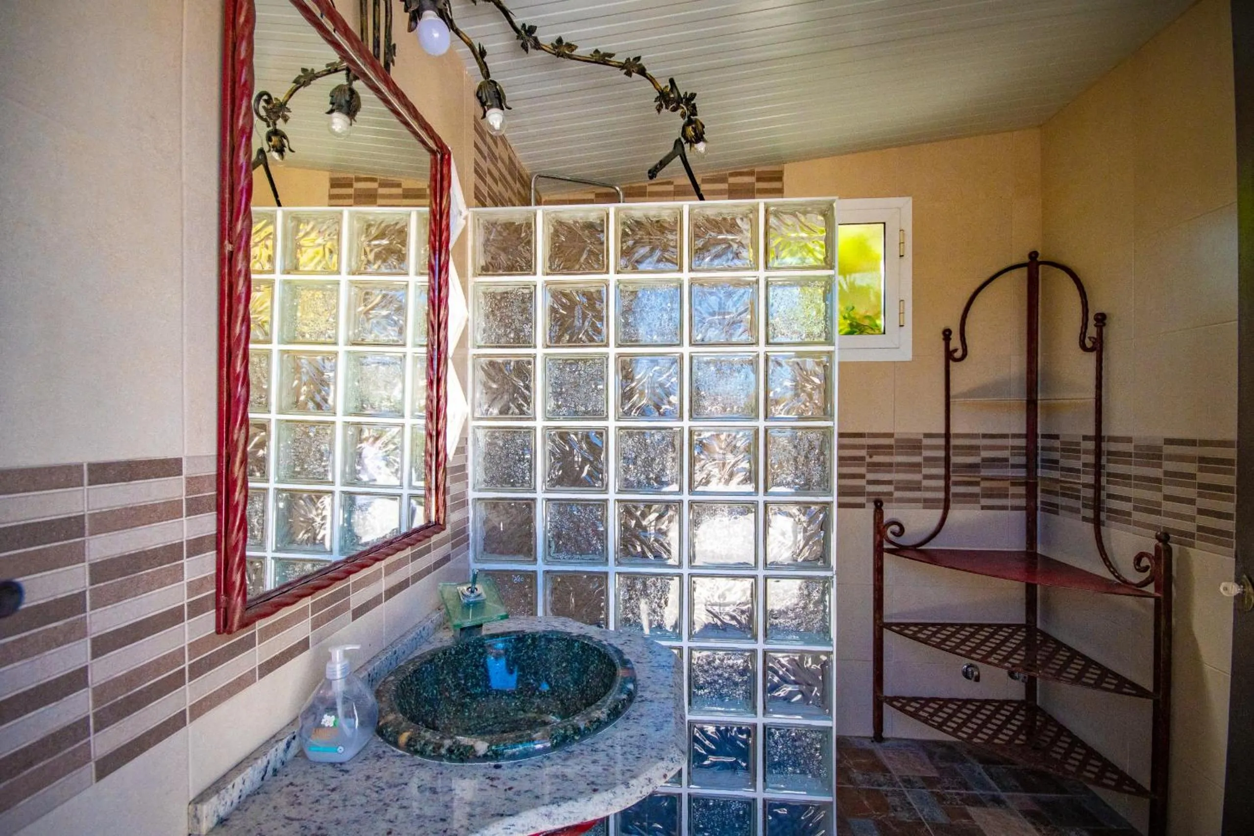 Bathroom in Cubo's Villa Sonia
