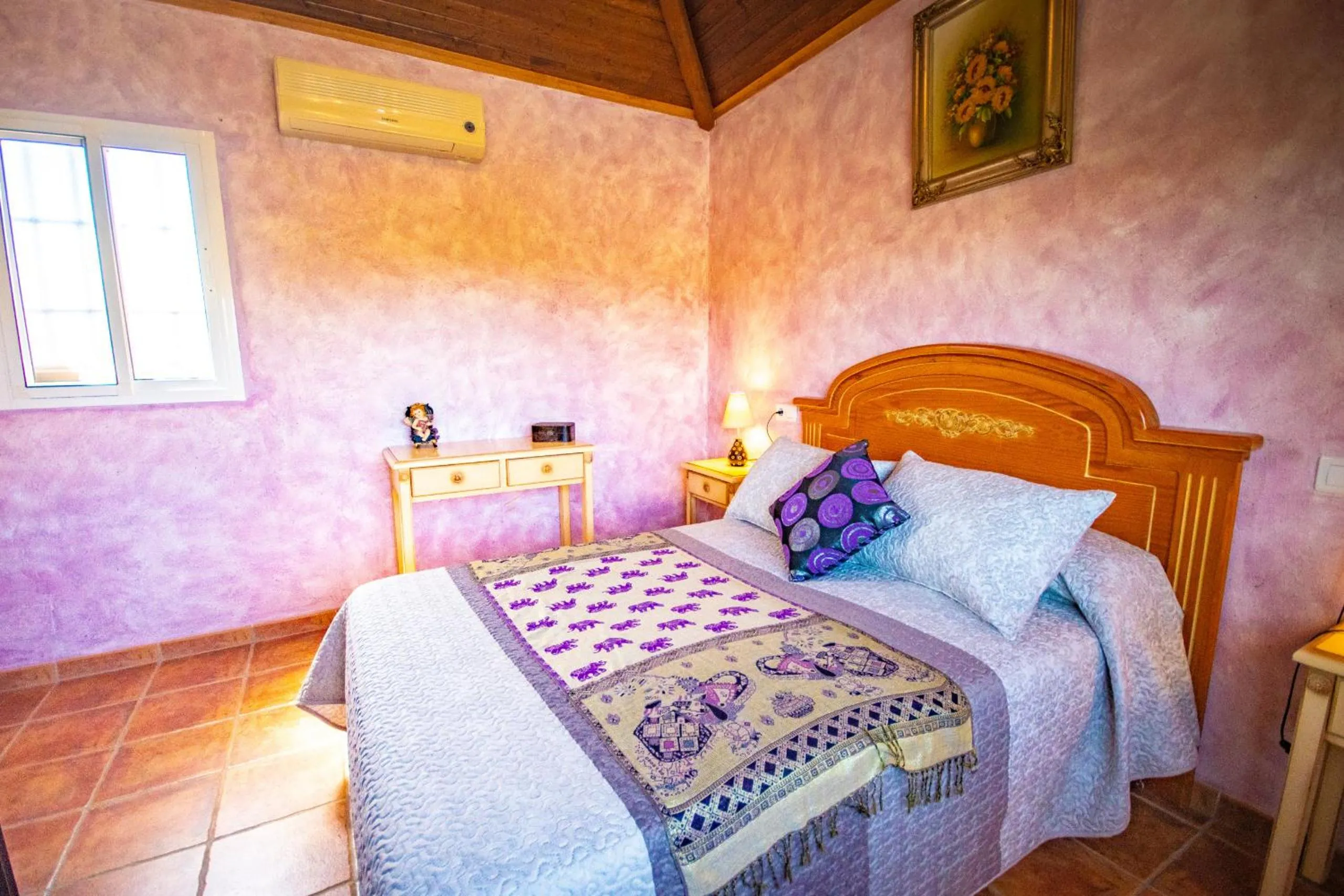 Bed in Cubo's Villa Sonia