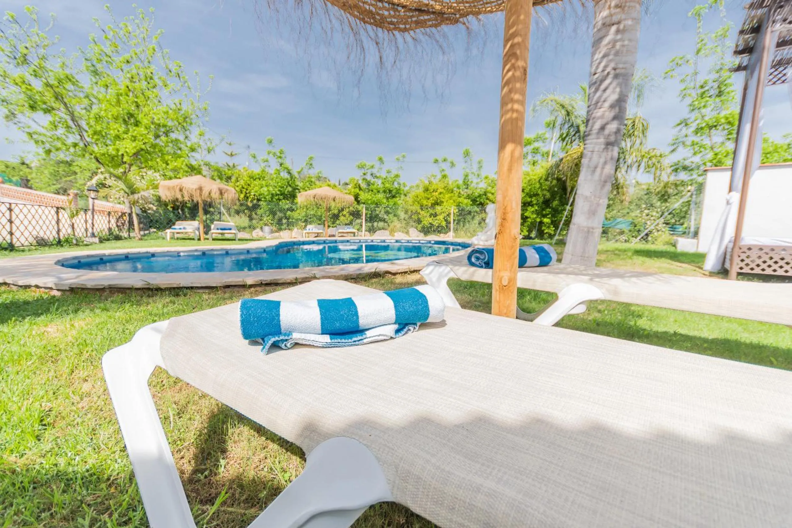 Swimming pool in Cubo's Villa Sonia