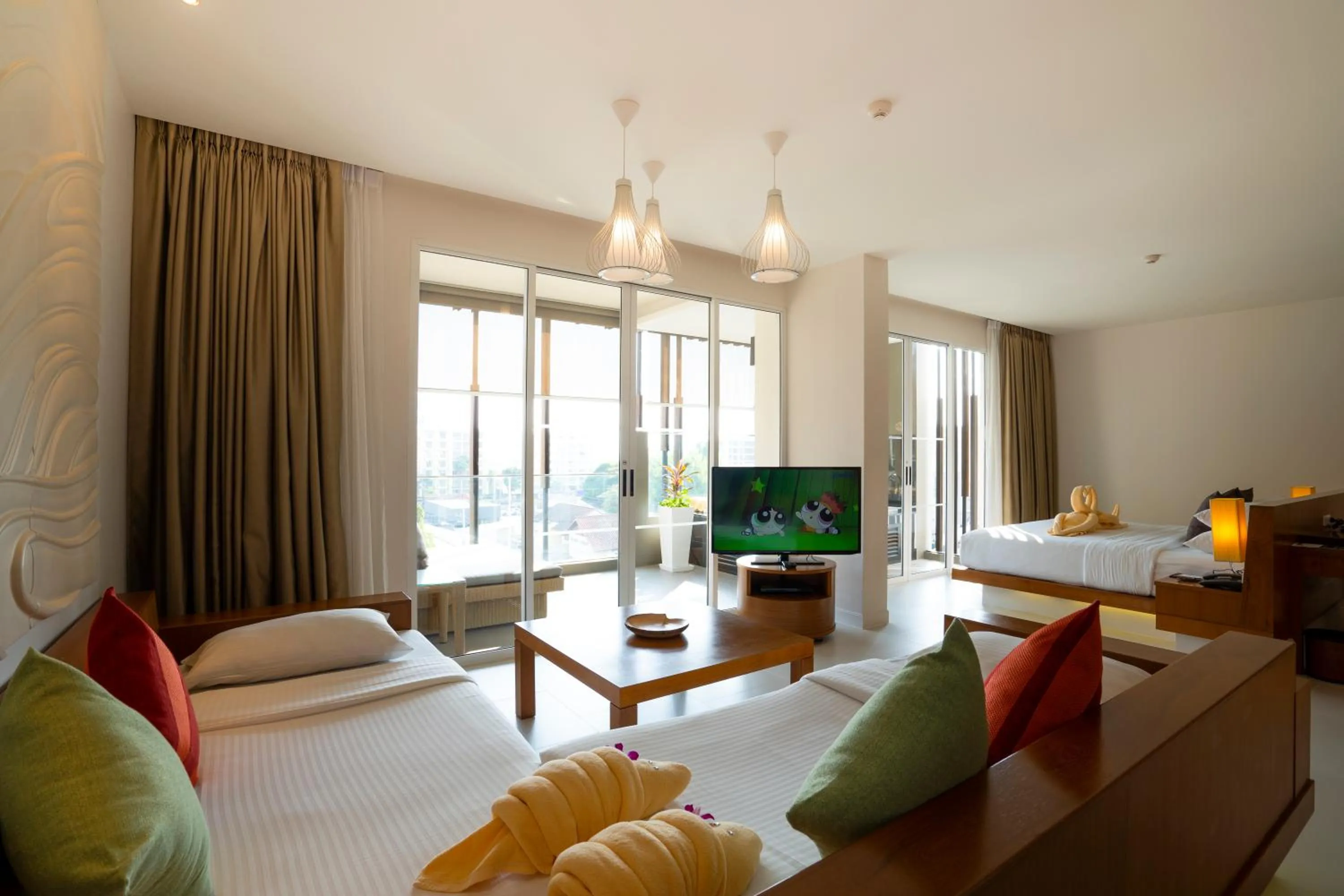 Communal lounge/ TV room, Bed in G Hua Hin Resort & Mall