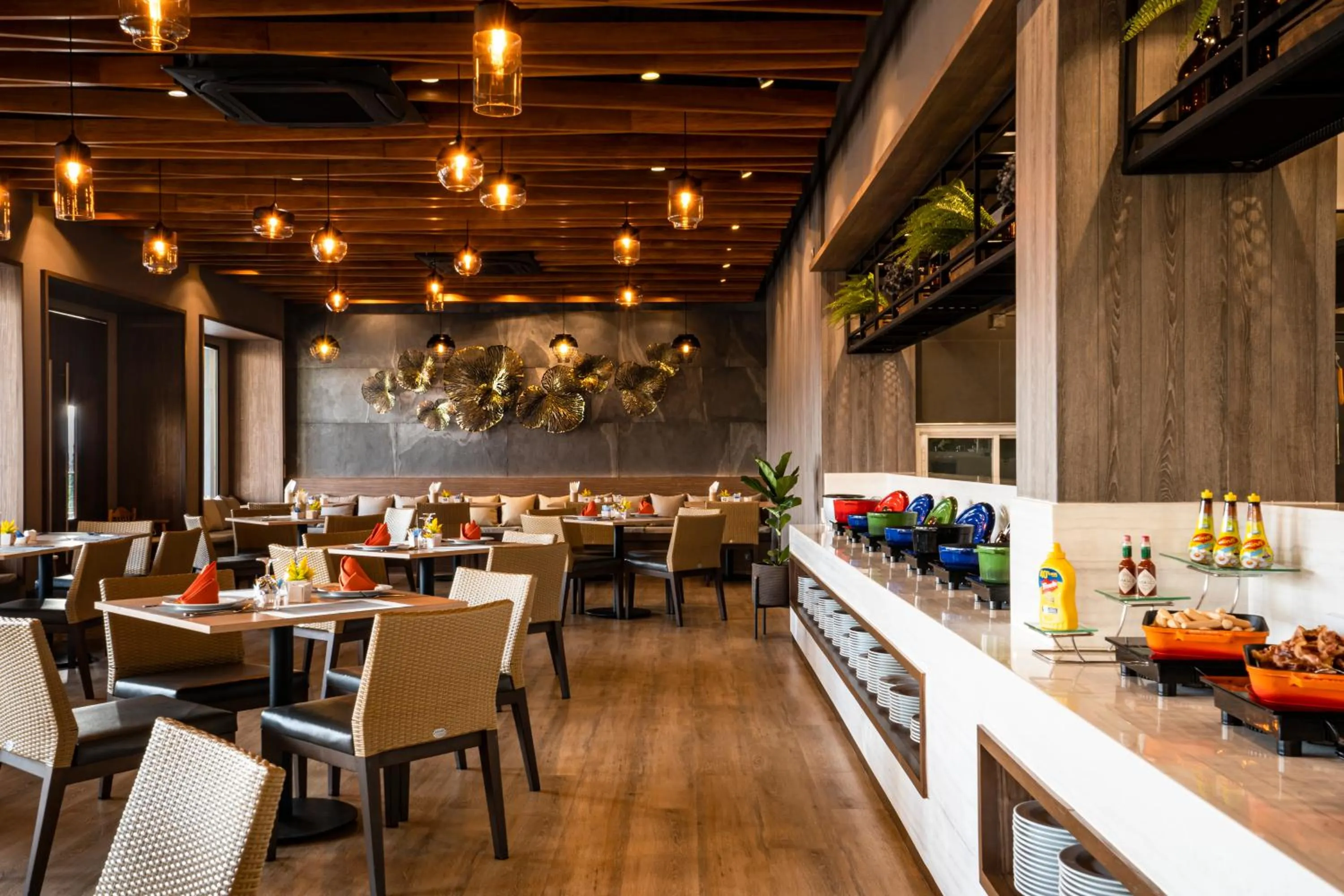 Restaurant/places to eat in G Hua Hin Resort & Mall