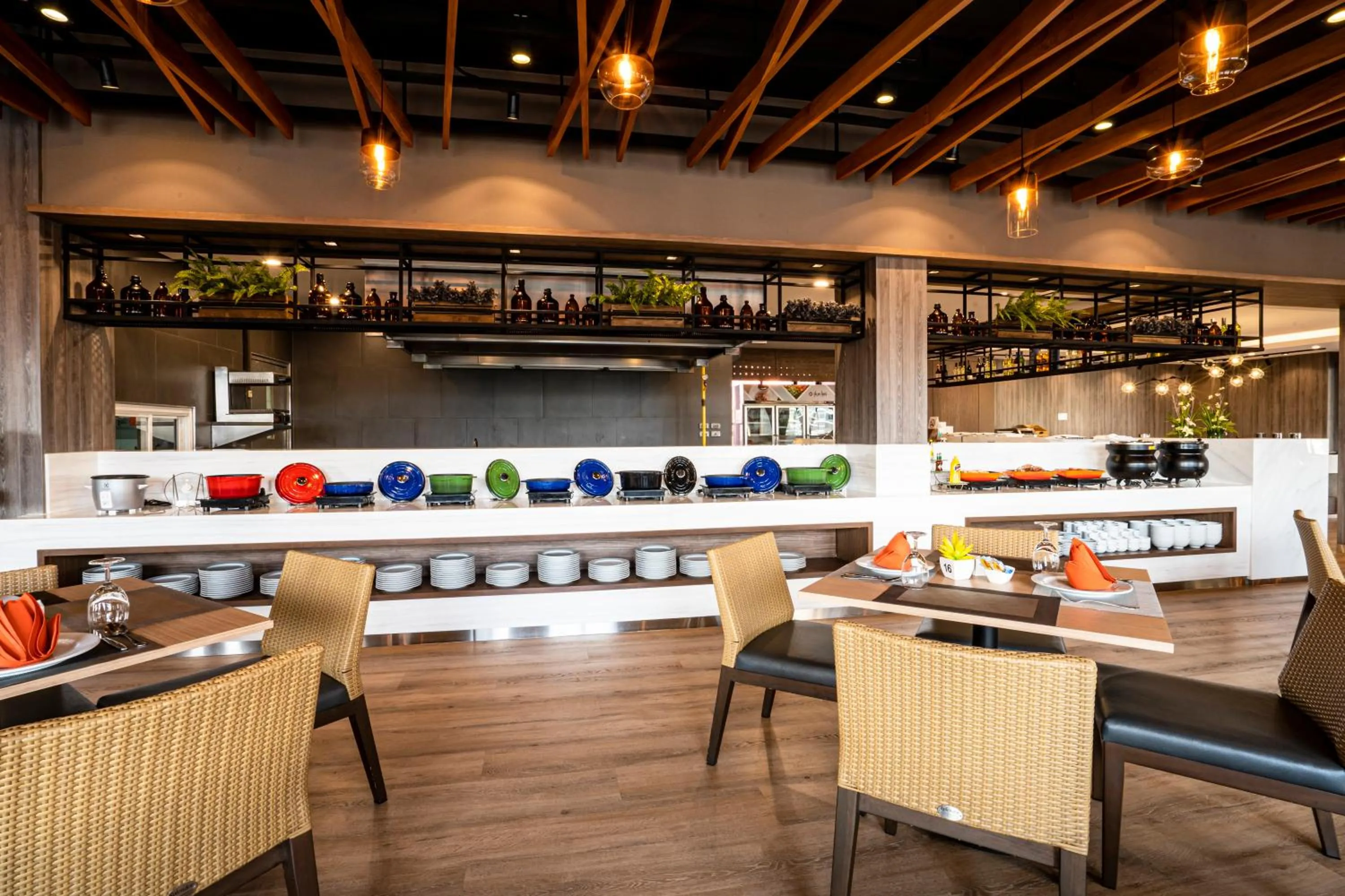 Restaurant/places to eat in G Hua Hin Resort & Mall