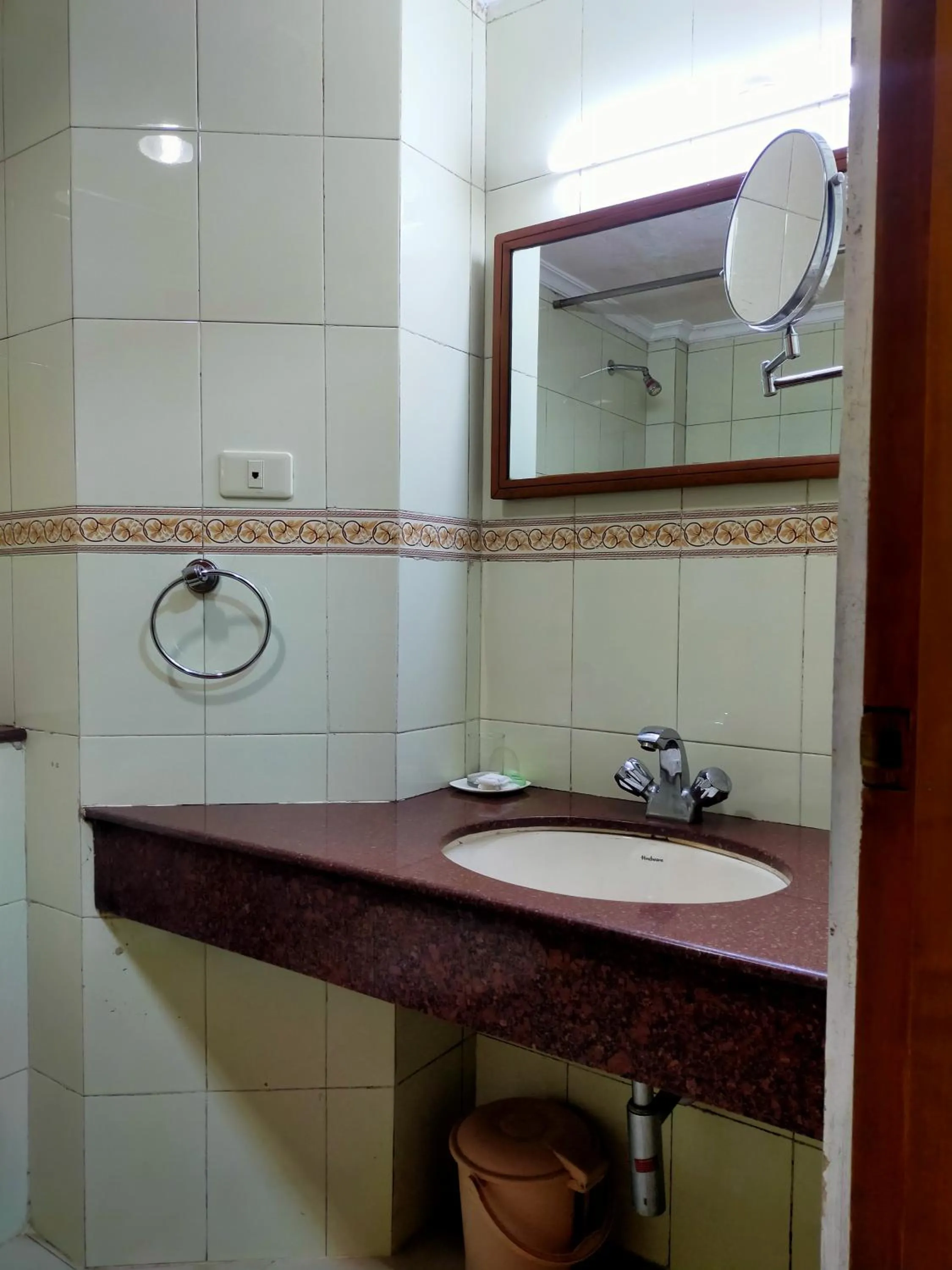 Bathroom in Hotel Preethi Classic Towers