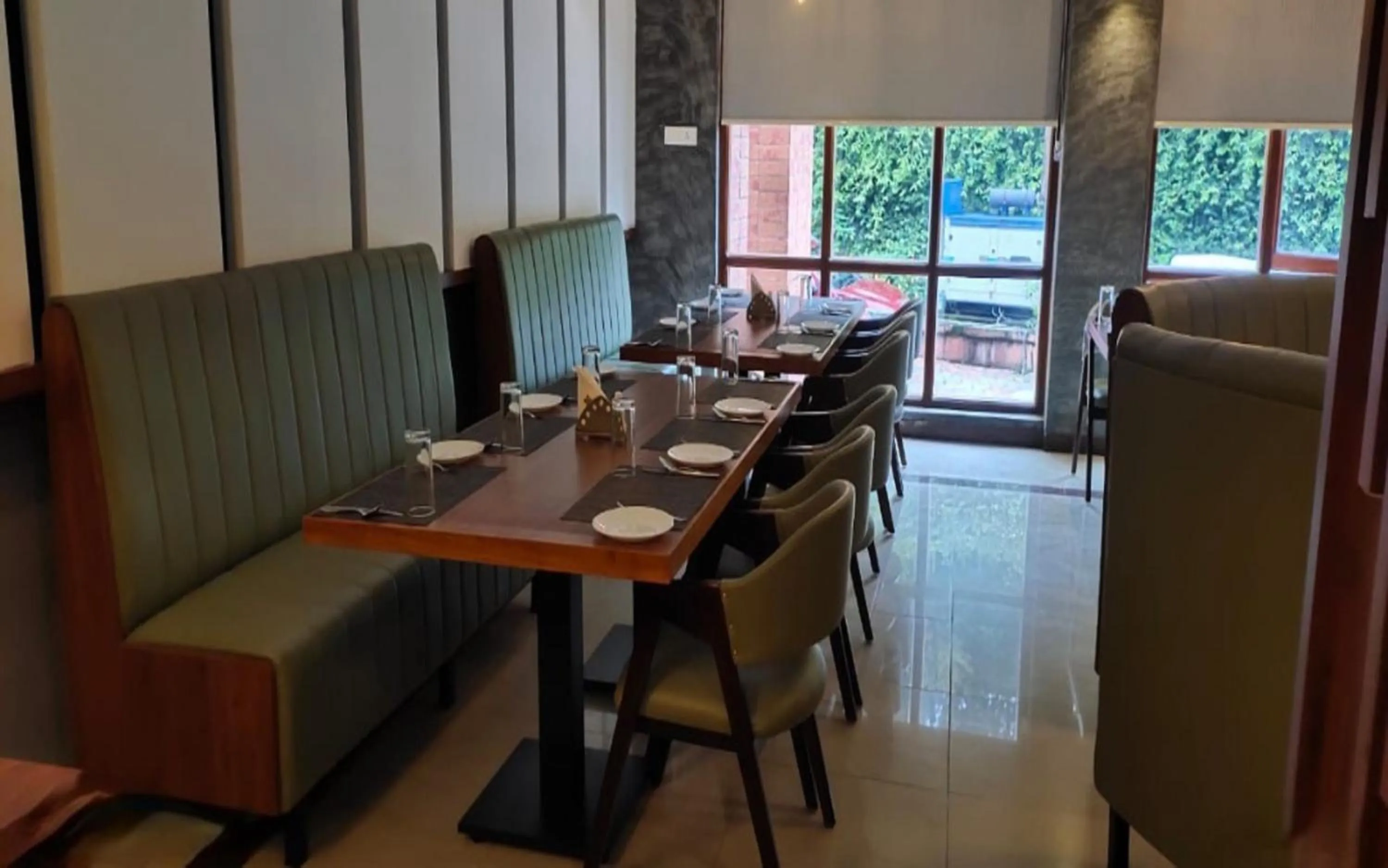 Restaurant/places to eat in Hotel Preethi Classic Towers
