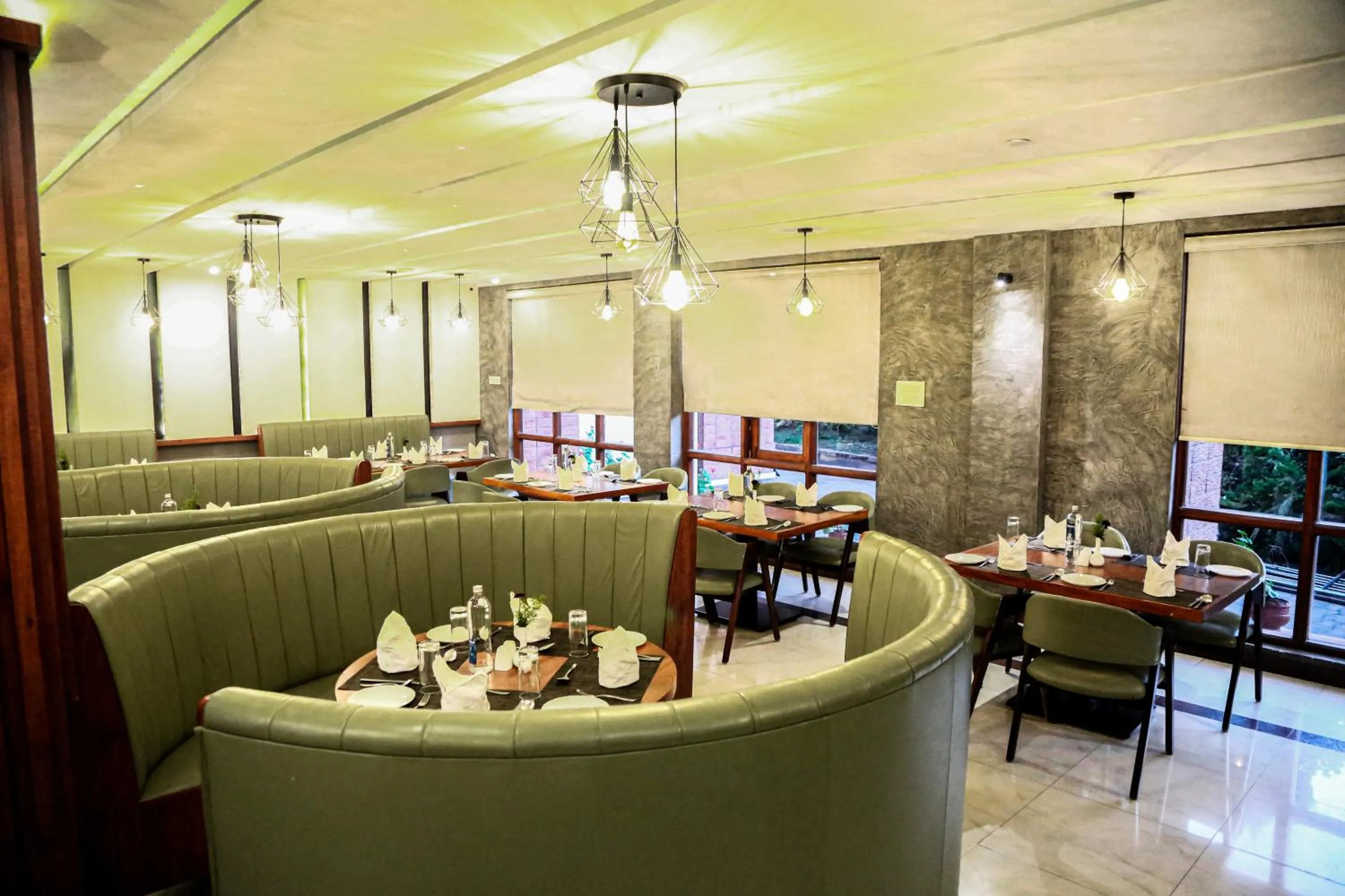 Restaurant/places to eat in Hotel Preethi Classic Towers