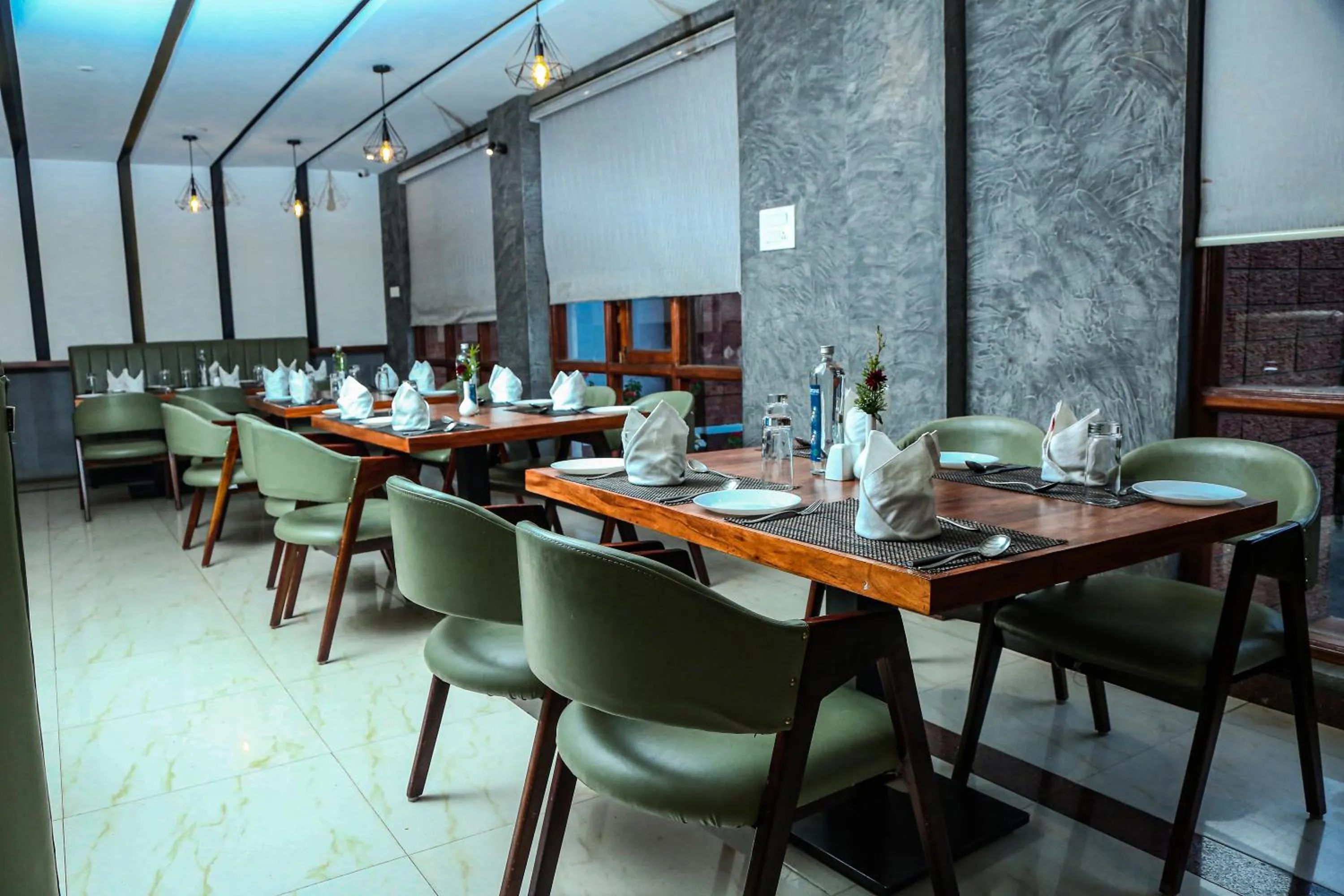 Restaurant/places to eat in Hotel Preethi Classic Towers