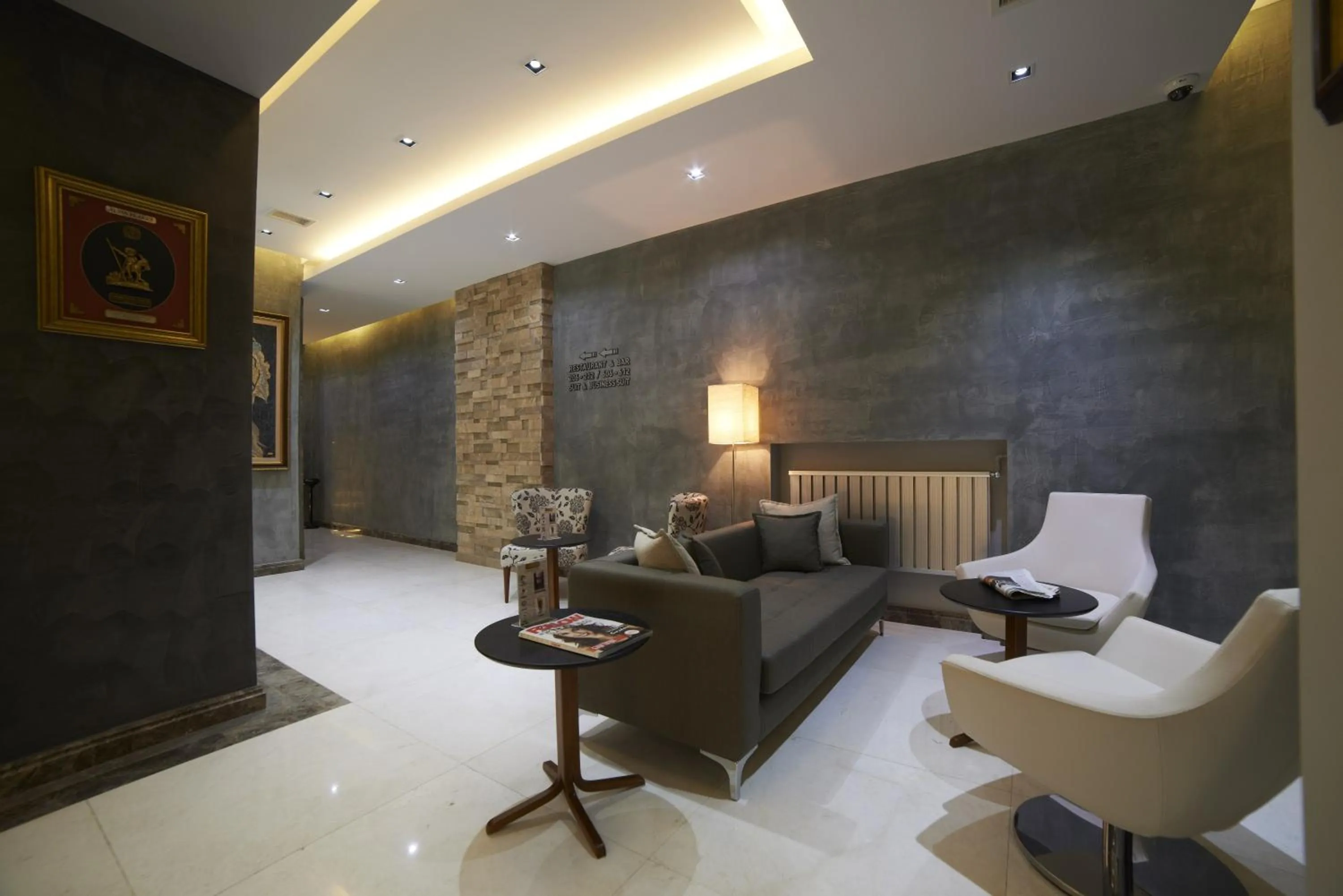 Lobby or reception in Soyic Hotel