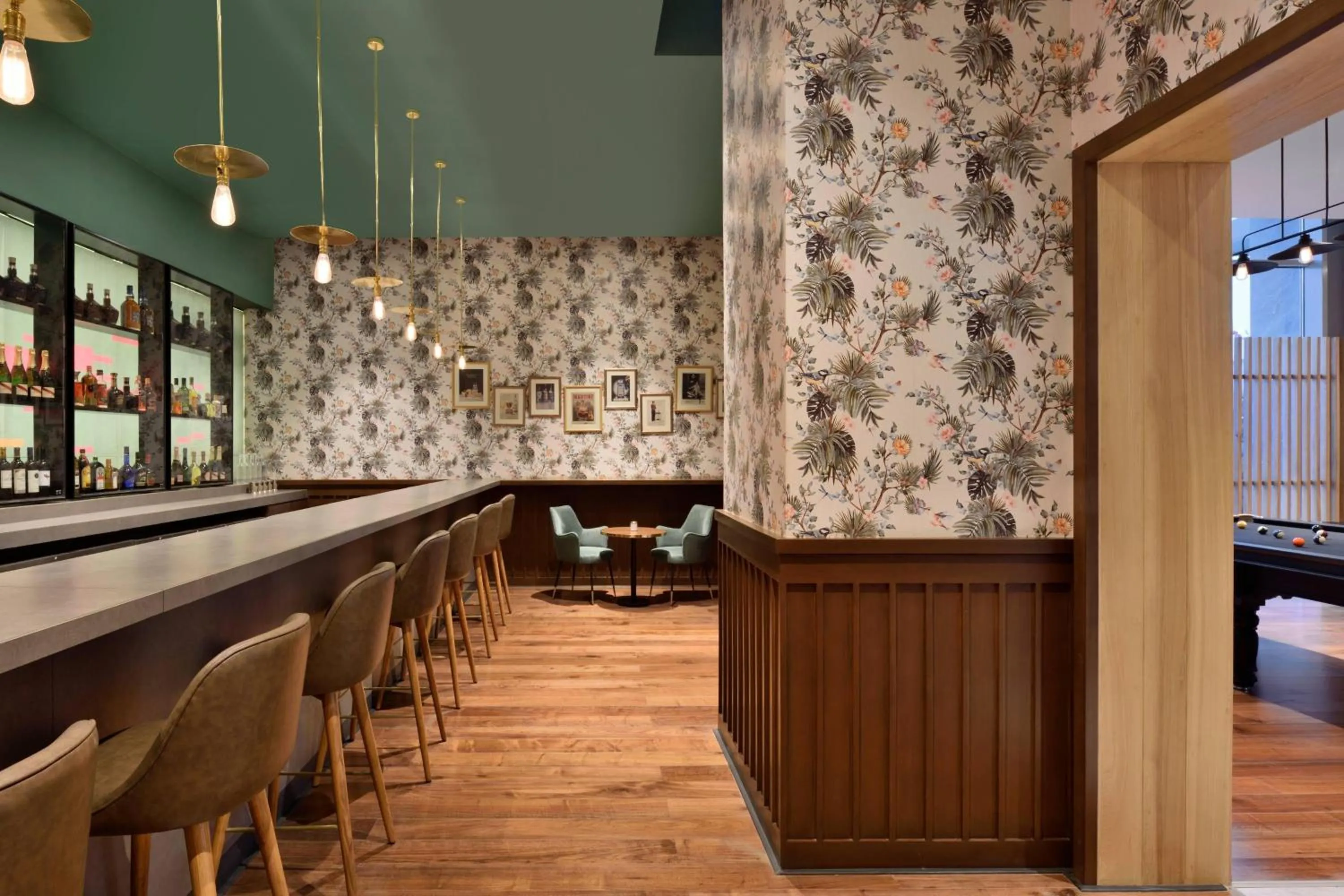 Lounge or bar in Aloft New Delhi Aerocity