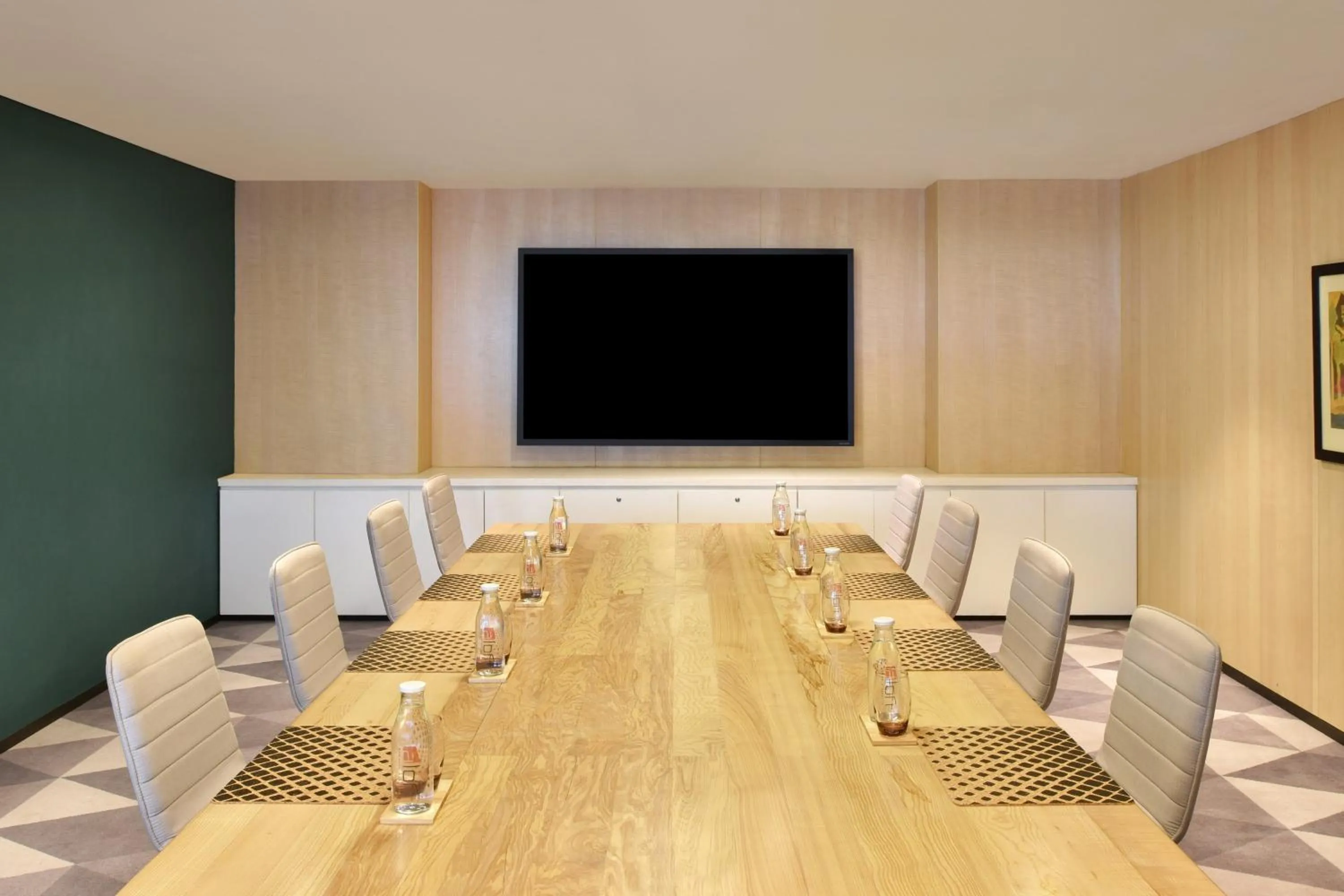 Meeting/conference room in Aloft New Delhi Aerocity