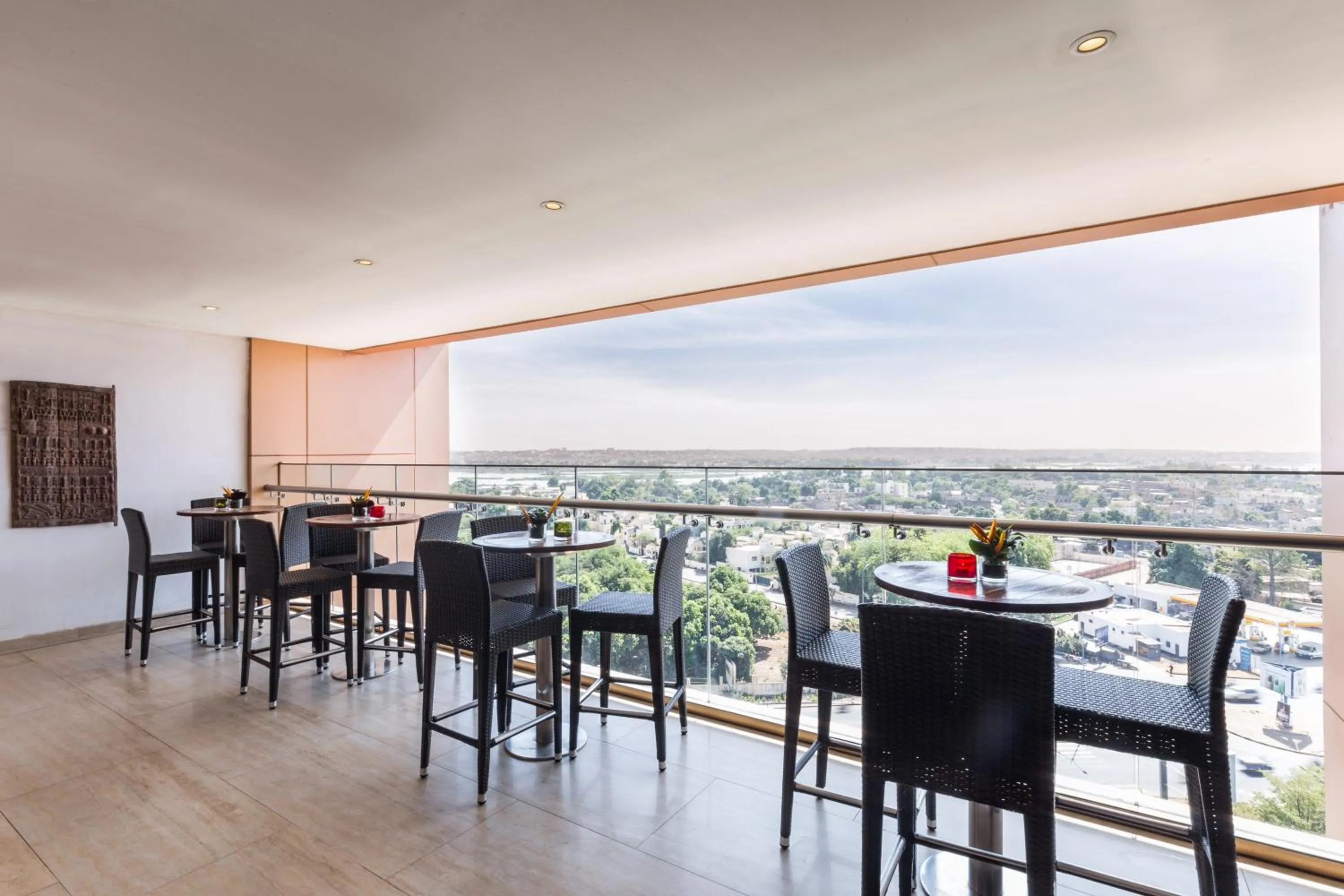 Lounge or bar in Radisson Collection Hotel Bamako