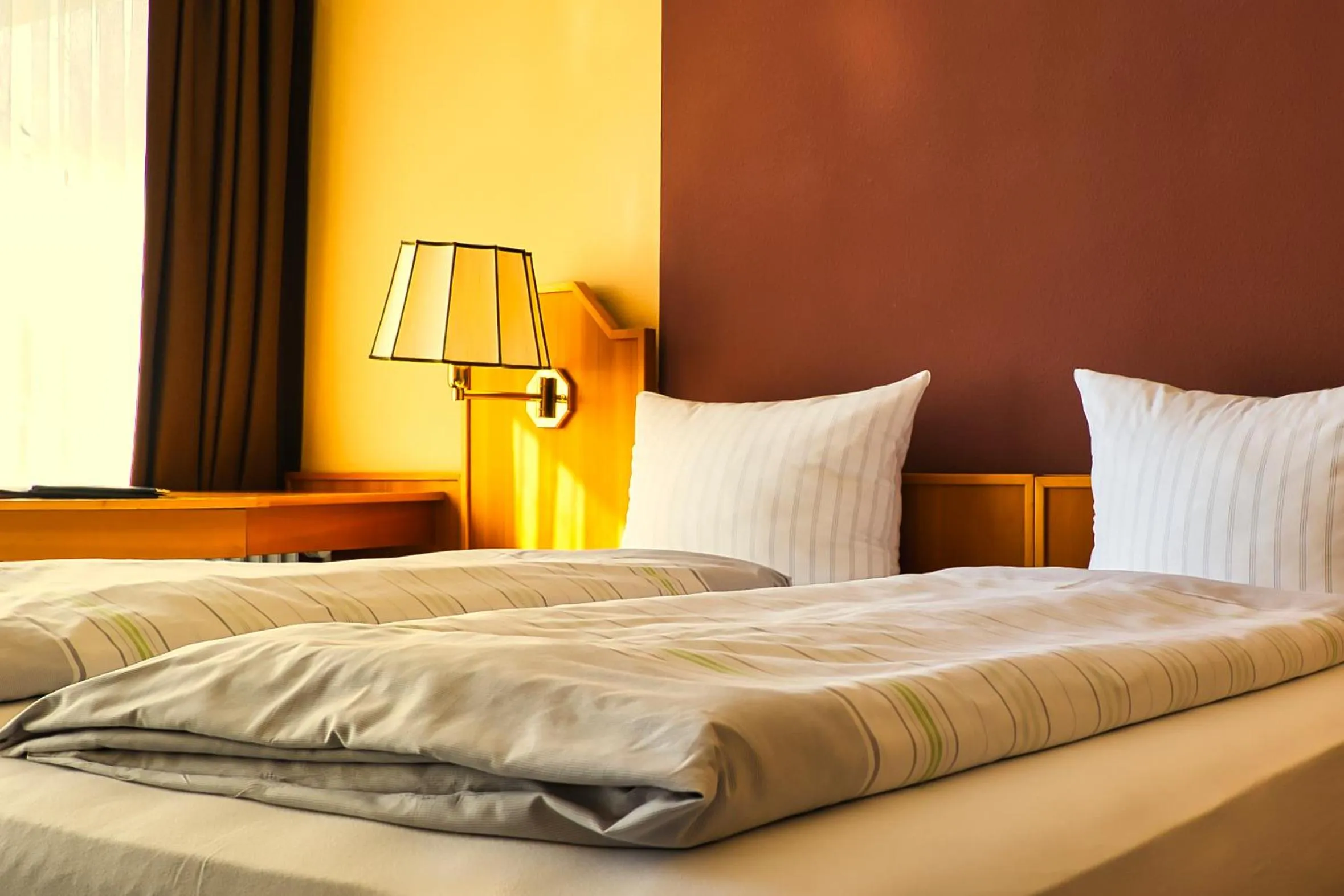 Bedroom, Bed in Reichels Parkhotel