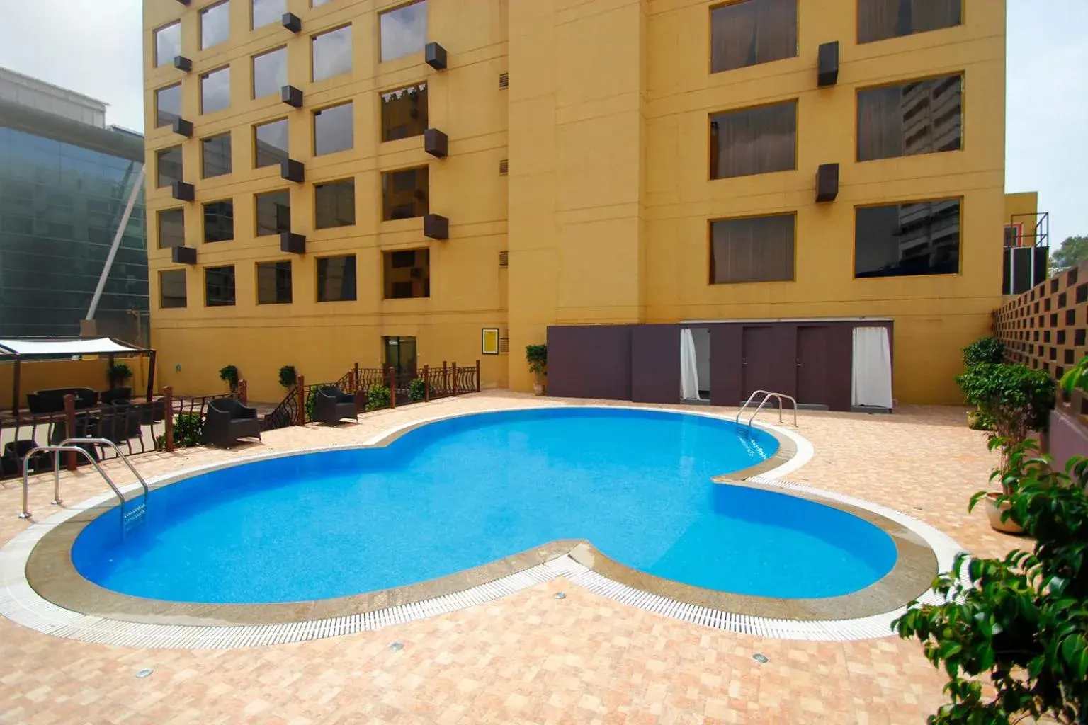 Swimming pool in Sterlings Mac Hotel Swimming pool in Sterlings Mac Hotel