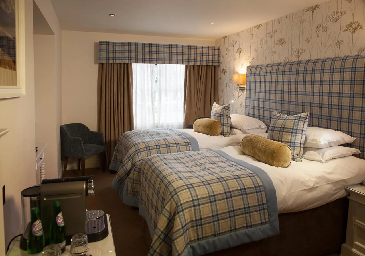 Bed in The Lovat, Loch Ness