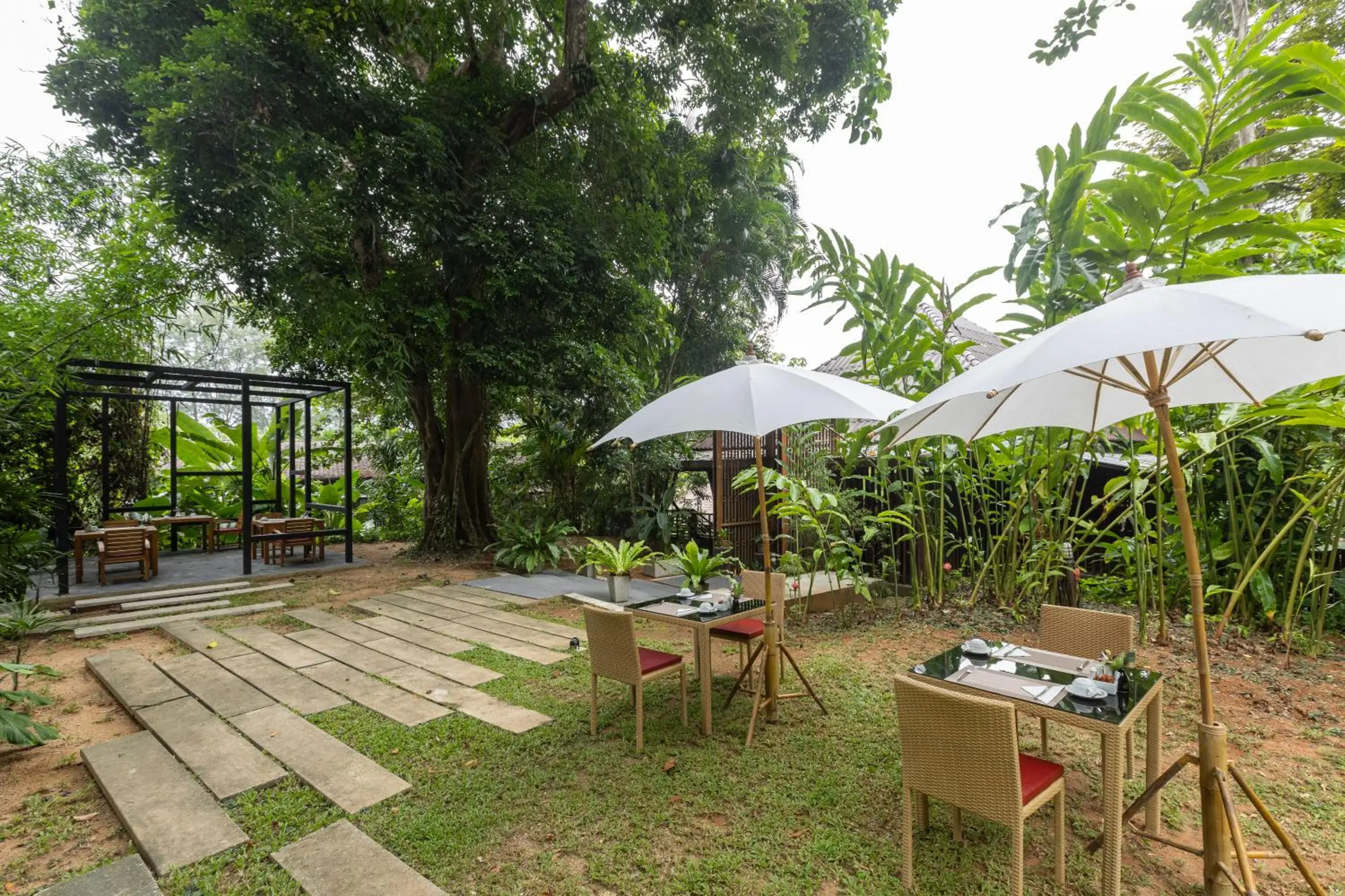 Restaurant/places to eat in Khaolak Wanaburee Resort - SHA Extra Plus Restaurant/places to eat in Khaolak Wanaburee Resort - SHA Extra Plus