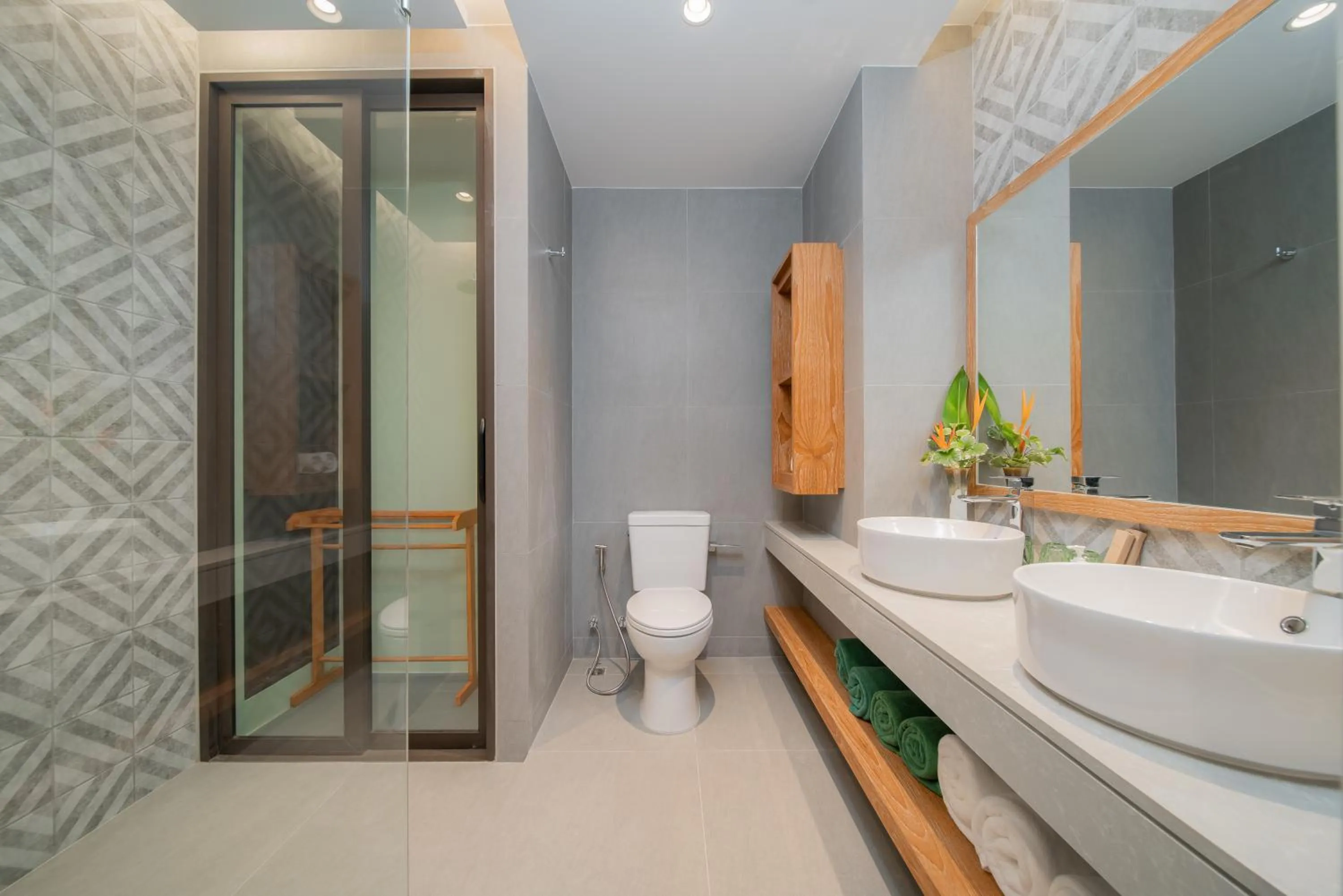 Shower in Khaolak Wanaburee Resort - SHA Extra Plus