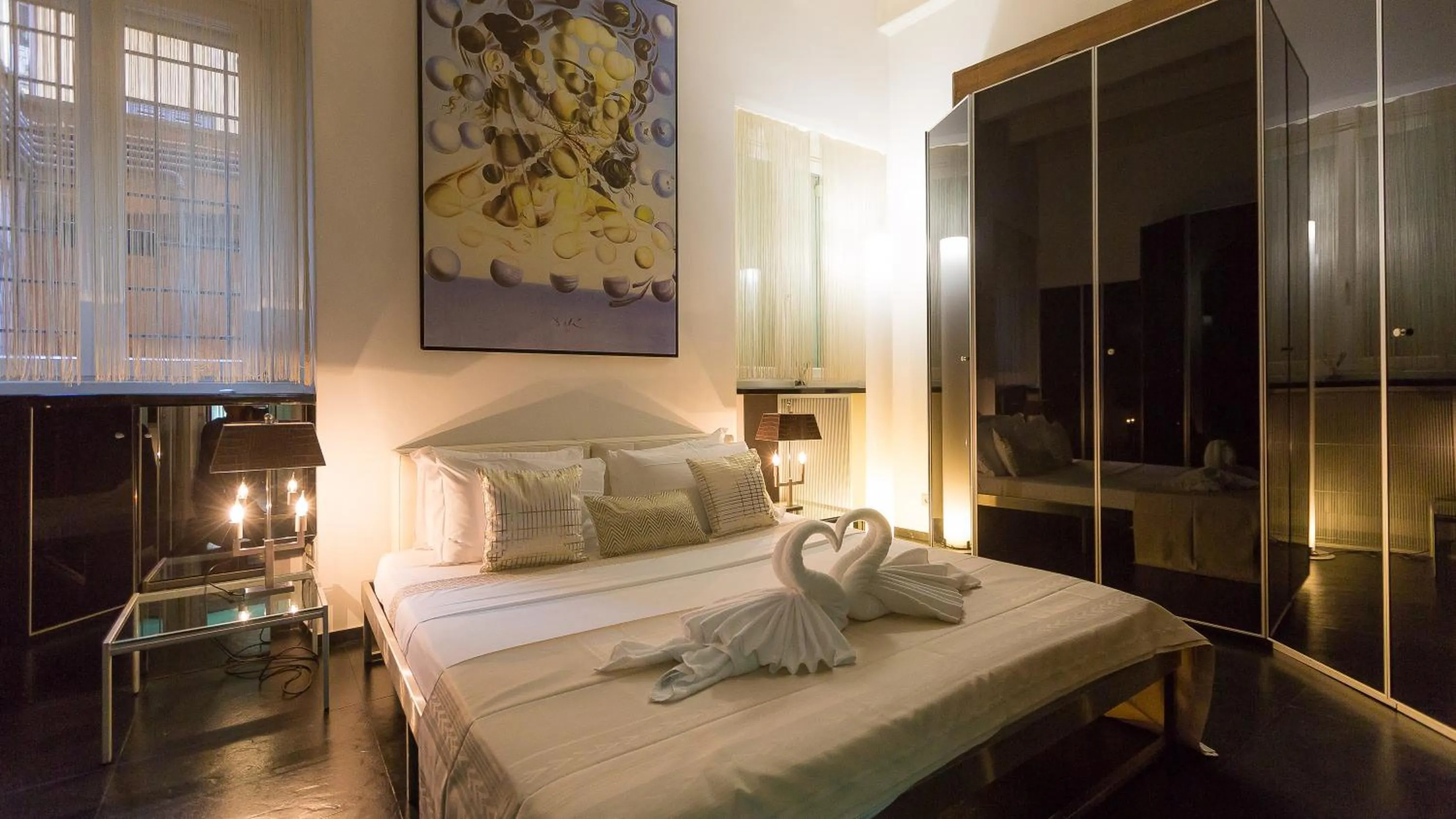 Kitchen or kitchenette, Bed in Rental in Rome Cosmopolitan hi-tech