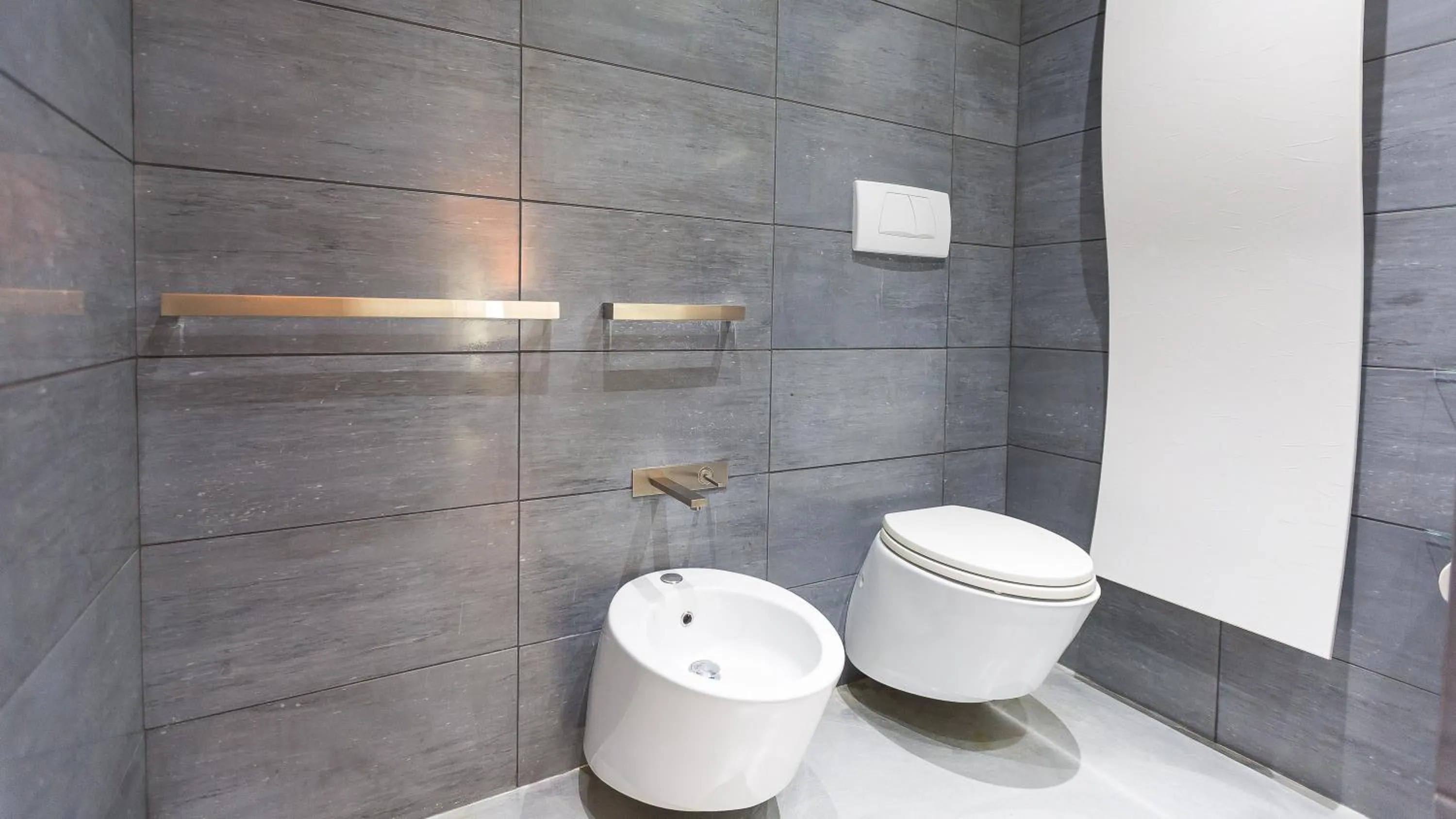 Bathroom in Rental in Rome Cosmopolitan hi-tech