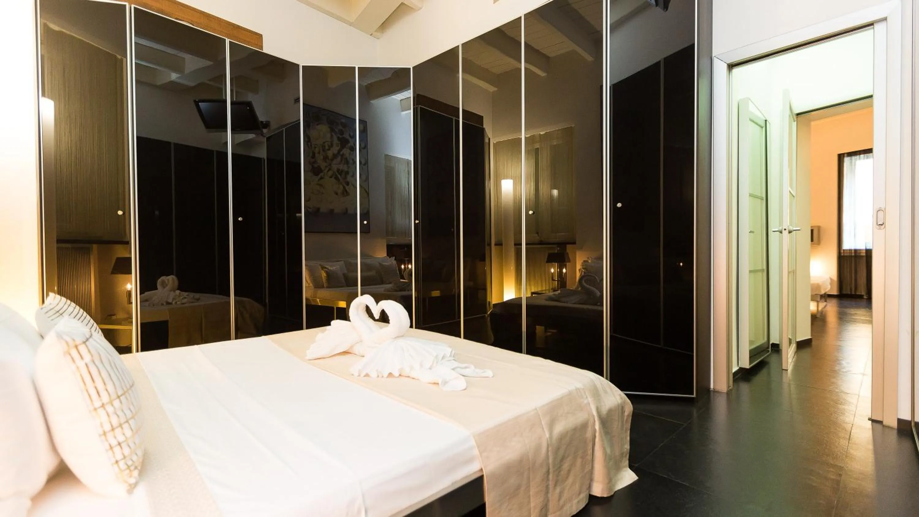 Bedroom, Bed in Rental in Rome Cosmopolitan hi-tech